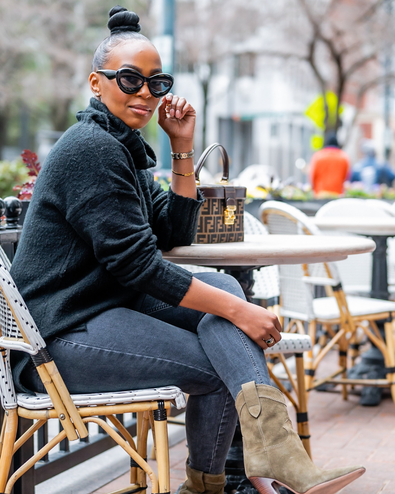 A'mmonde Atelier Adrian Boot 

Western boots, cowboy boots, Olive boots, brown boots 

#LTKshoecrush