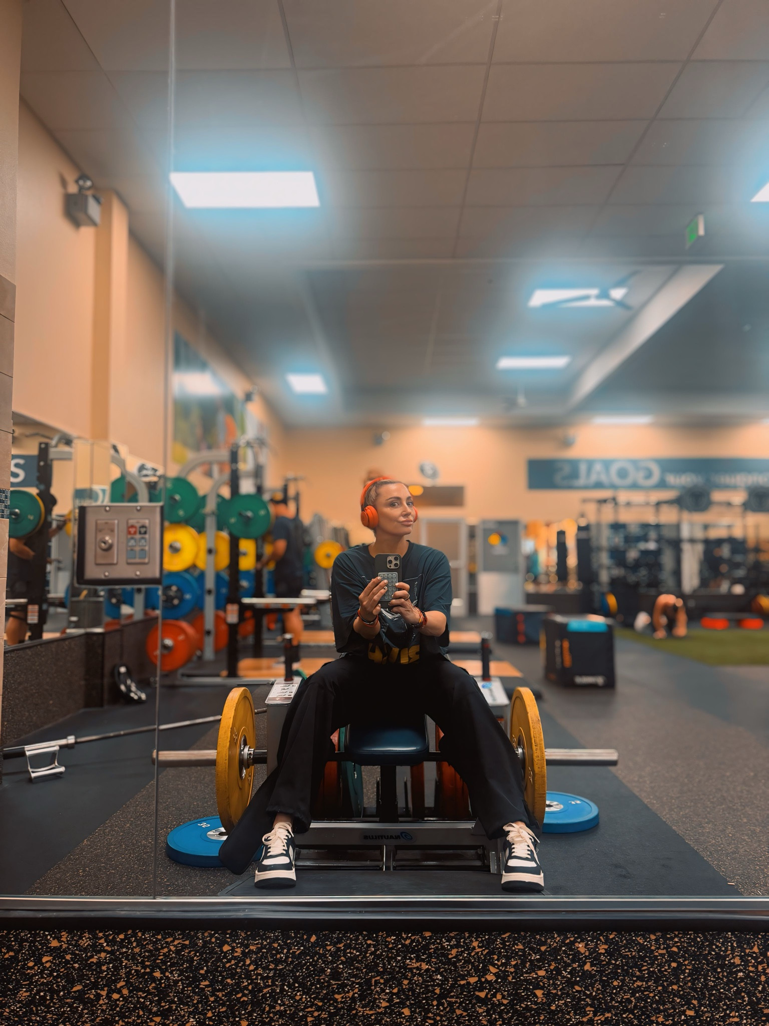 Starting my day with a workout gets me in the right mindset! 💪🏼💪🏼

#LTKActive #LTKShoeCrush #LTKFitness