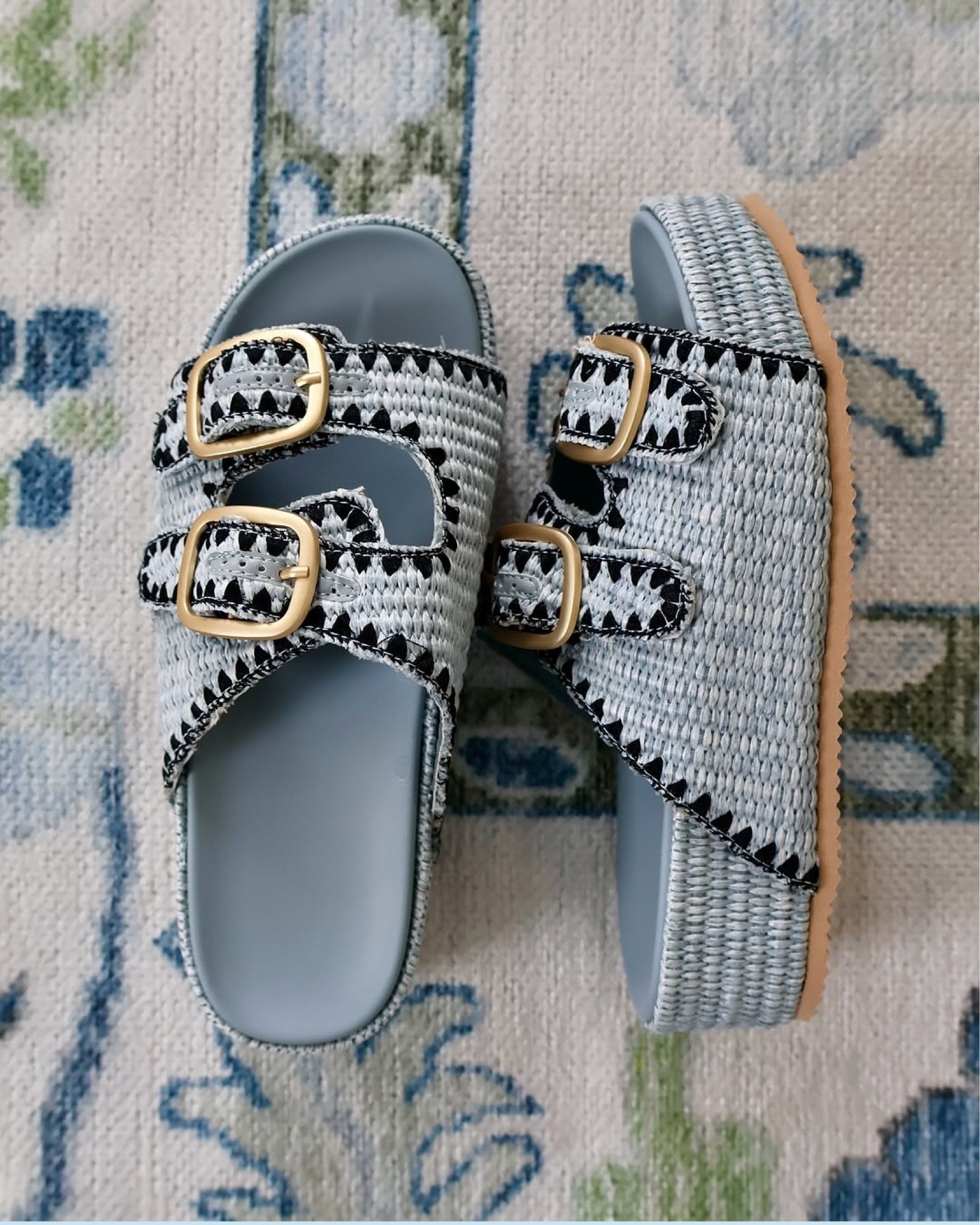 Everyone is obsessing over these sandals this season and now I know why! Comfortable, chic, and so cute. 

#LTKShoeCrush #LTKStyleTip #LTKFindsUnder100