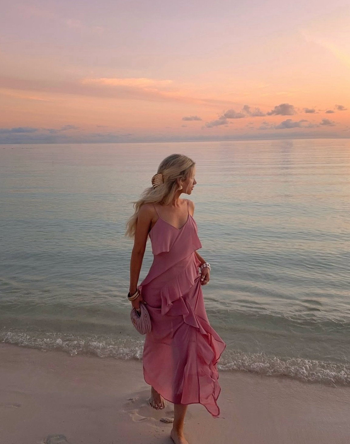 sunrise dream 🌸🌊

pink dress, summer dress, spring dress, travel dress, pretty dresses

#LTKTravel #LTKStyleTip