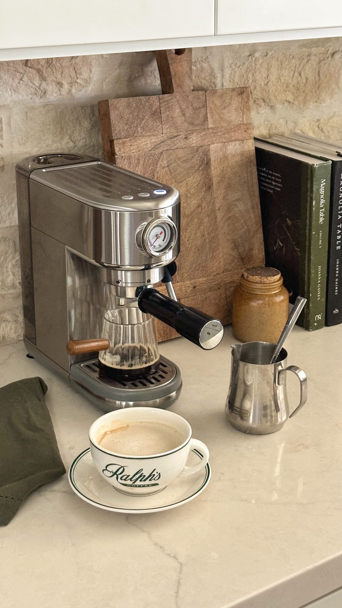 Small espresso machine 