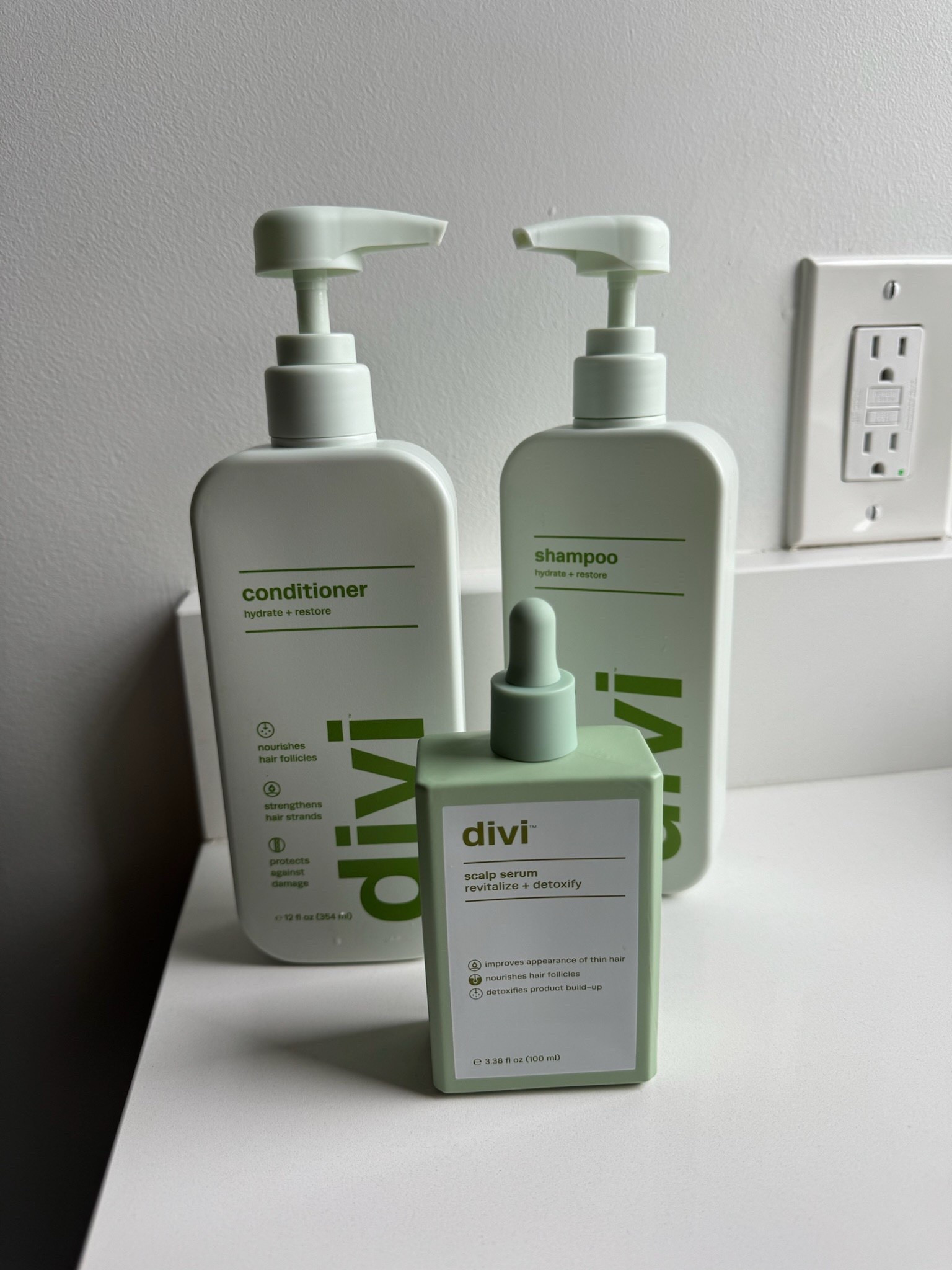 all divi products are 25% off! use code LONGWEEKEND25 at checkout 💚

#LTKSaleAlert #LTKBeauty