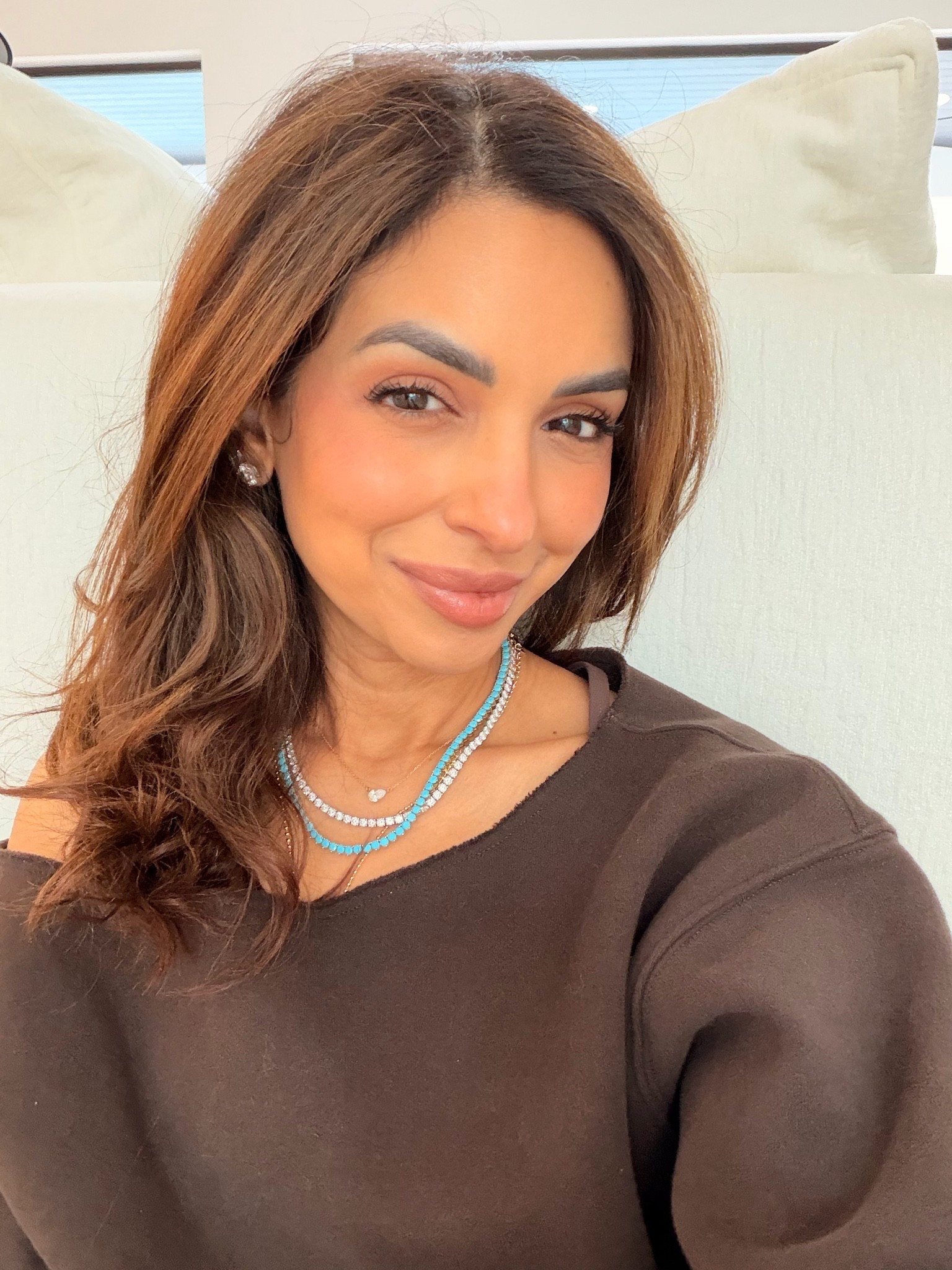 Foundation: medium tan
Eye shadow: 25M
Lip liner bubble tini
Lipstick sunsetter
Lip gloss shaved Ice
Bronzer medium 
Blush grazie

#LTKBeauty #LTKOver40