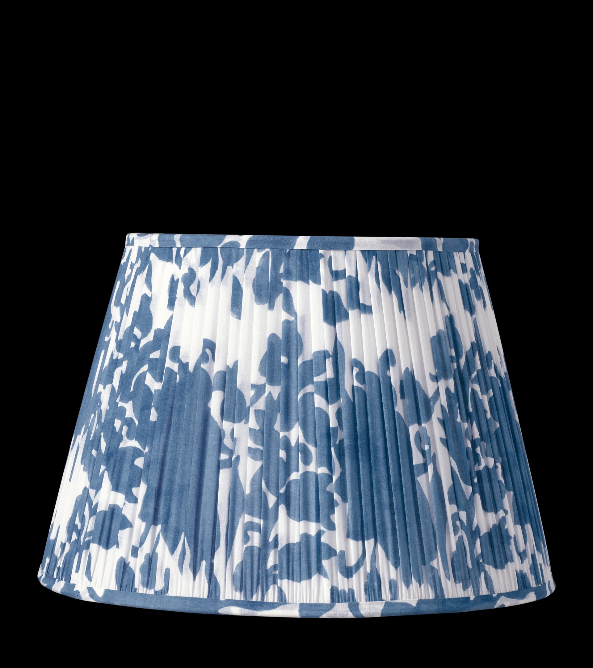 17.5in Montjoi Pleated Cotton Lampshade & Carrier - Indigo | OKA US