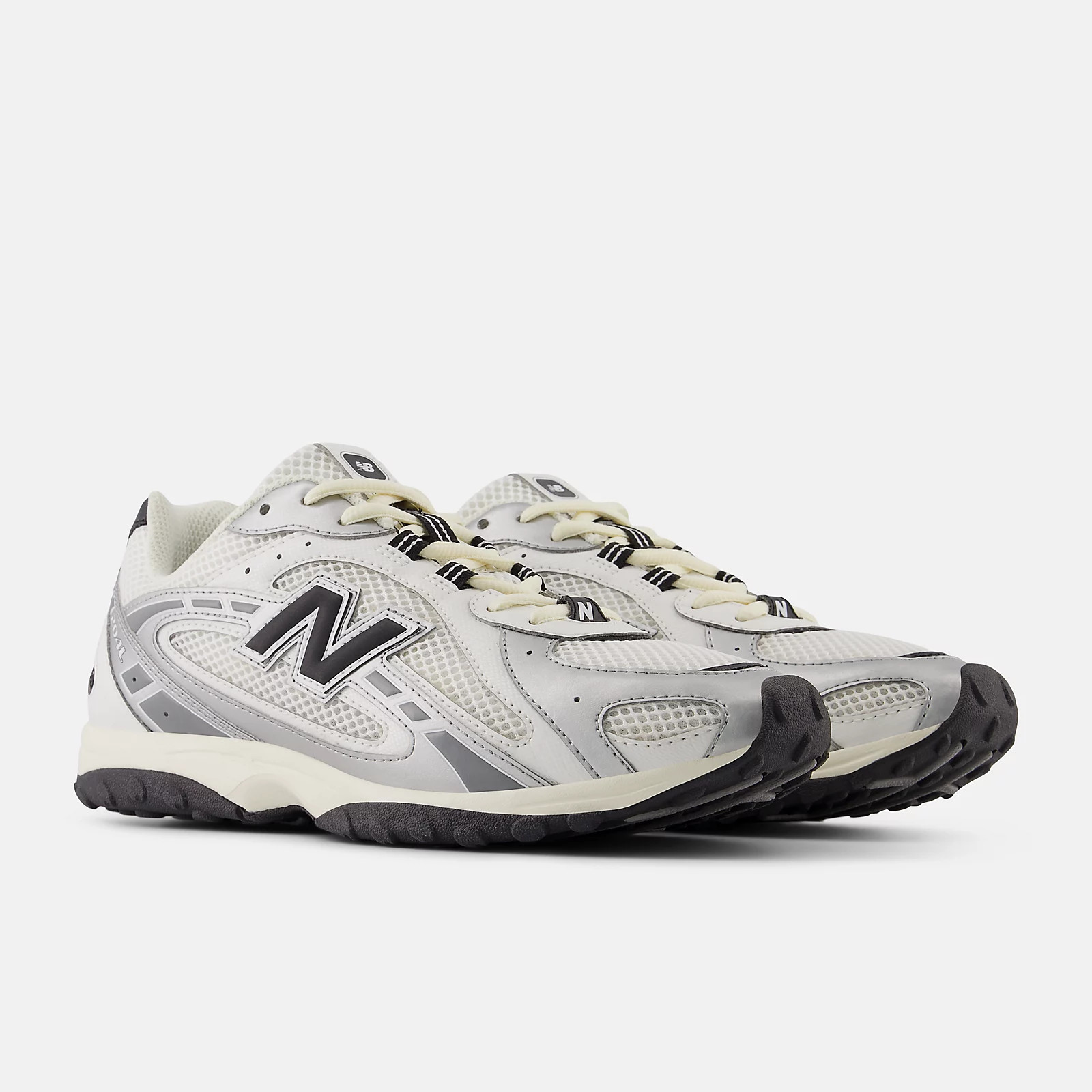 204L | New Balance Athletics, Inc.