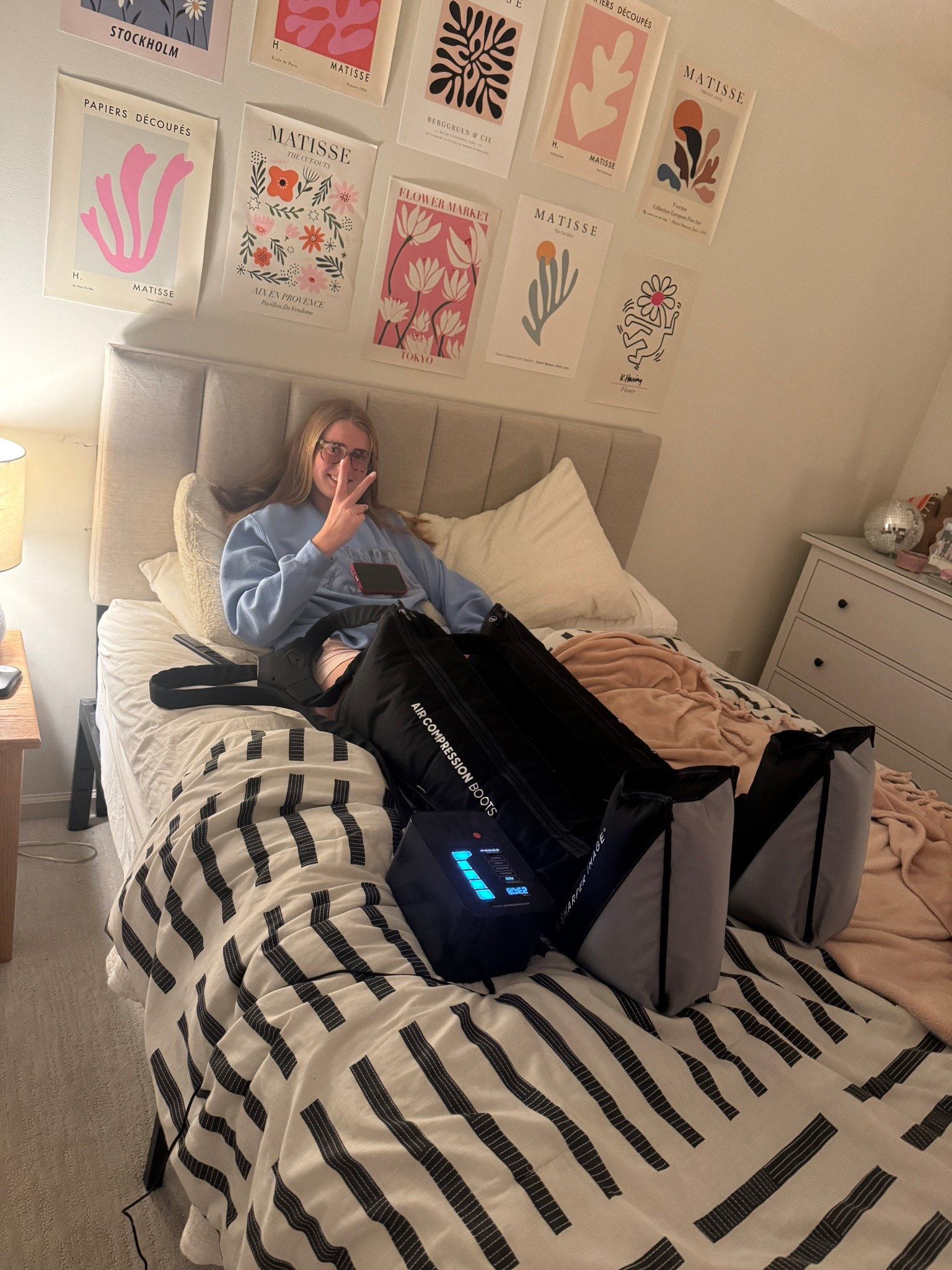 Sharper image compression boots 

#LTKActive