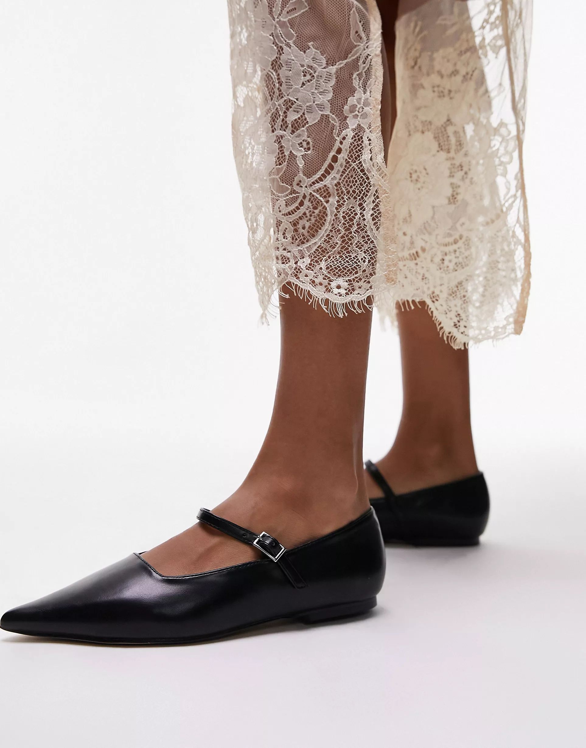 Topshop Ava pointed toe ballet flat shoe in black | ASOS (Global)