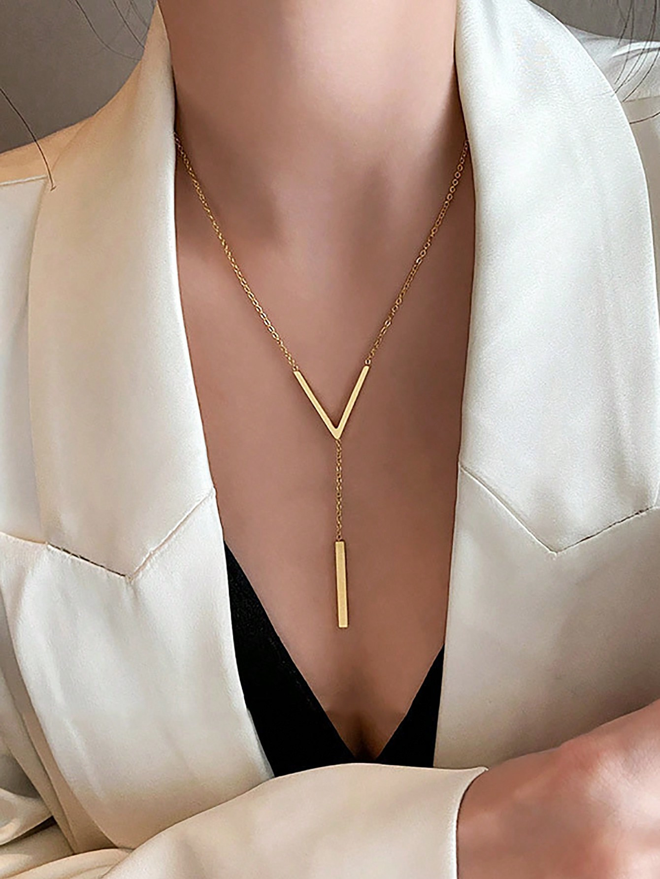 1pc Minimalist Letter Pendant Stainless Steel Necklace In Gold Color As A Fashionable Long Chain ... | SHEIN