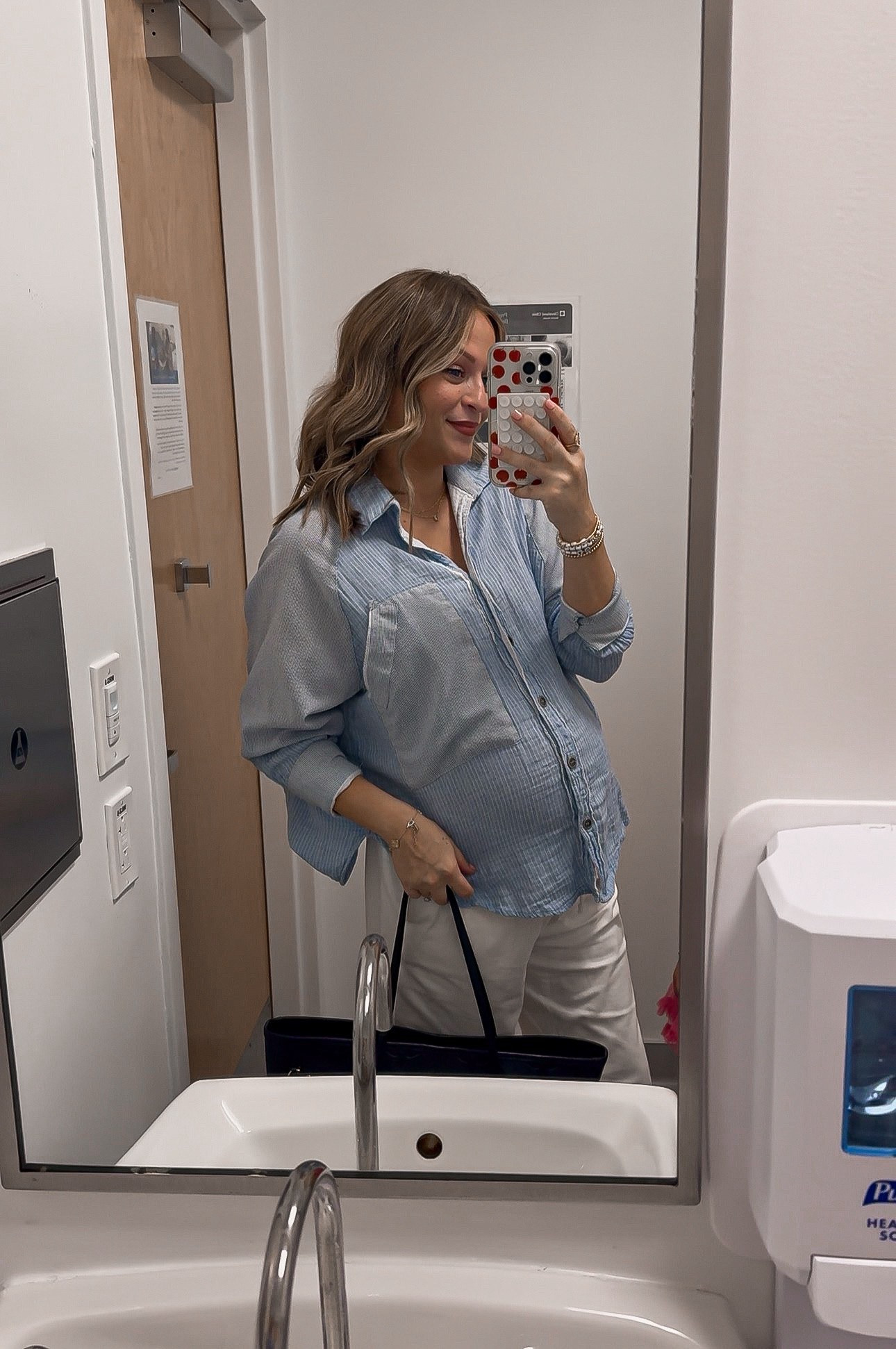 Comfy bump outfit!
Pants size medium bump approved 
Top size small 

#LTKBump #LTKgrwm #LTKmomlife