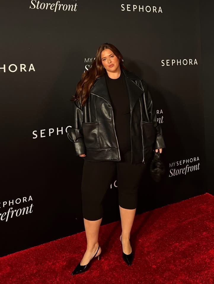 night w/ sephora 🖤

Fall outfit, chic outfit, jumpsuit, leather jacket 

#LTKPlusSize #LTKStyleTip #LTKSeasonal