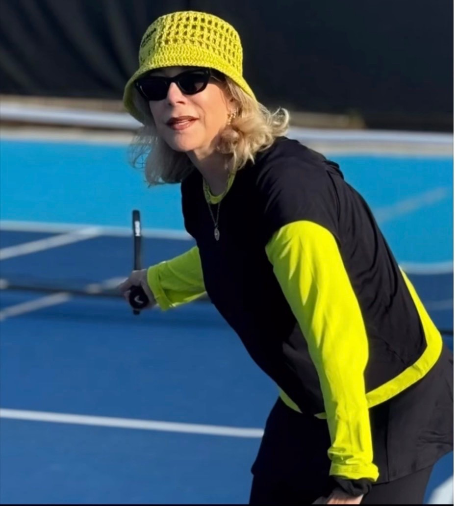What's your favorite sport? Mine is pickleball. I used to play tennis 4 times a week. I switched to pickleball after years of tennis. After a long two-year hiatus, I'm finally back! I am diligently working towards playing regularly. I am prepared!

Comment SHOP below to receive a DM with the link to this post on my LTK ⬇ https://liketk.it/6fSNR

https://liketk.it/6fSNR

#LTKSeasonal #LTKOver40 #LTKSeasonal #LTKmorningroutine