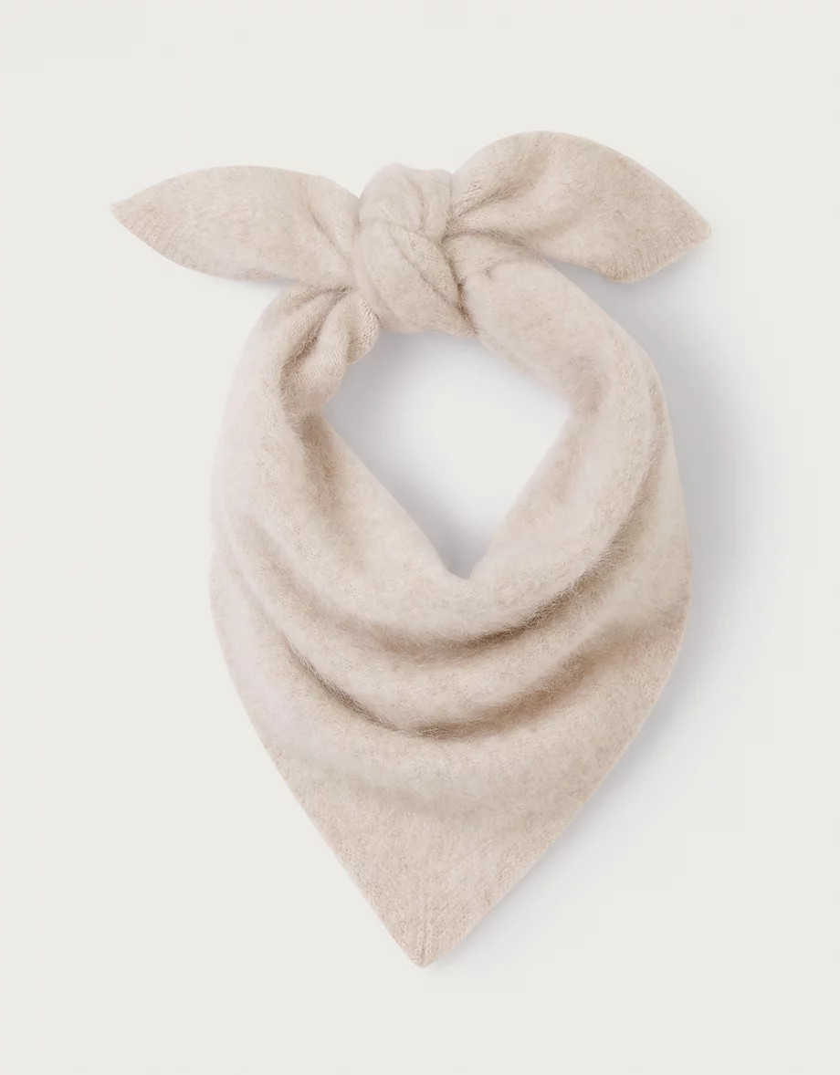Brushed Cashmere Neck Scarf | The White Company UK & ROW