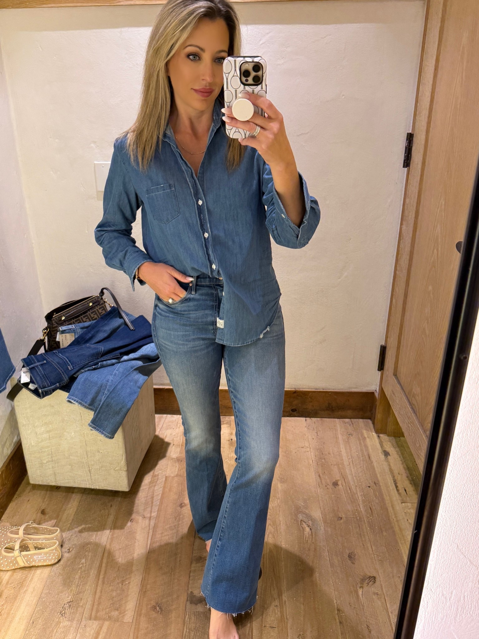 Love these jeans! Mini flare and so flattering!! Looks great with a Canadian tuxedo vibe 🤣

Fall denim fall jeans

#LTKStyleTip #LTKSeasonal #LTKOver40