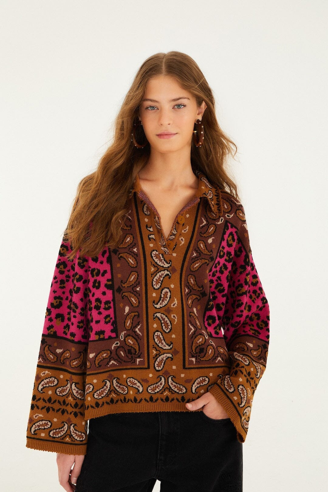 Brown Leopard Scarf Polo Knit Sweater, LEOPARD SCARF CARAMEL / M | FarmRio (US)