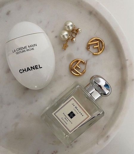 Designer earrings //Fendi // jo malone // perfume // fragrance // Fendi earrings // gold earrings // Chanel // luxury beauty

#LTKbeauty