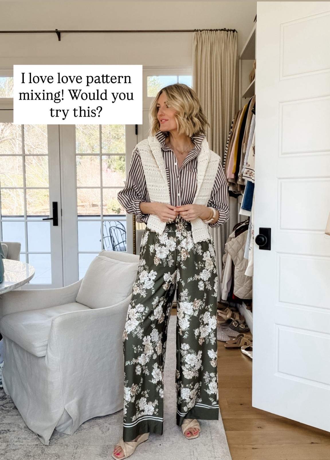 Mixing patterns in outfits is so fun to me! Love a striped print with a floral! This is something you could easily wear to work and to dinner and drinks after! Wearing XS!

Loverly Grey, Loft, spring outfit, dinner outfit, spring workwear, floral pants, striped button down, spring wedges 

#LTKSaleAlert #LTKSeasonal