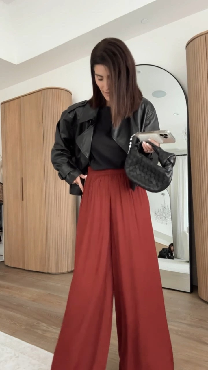 I love the color of these pants! These are amazing! I’m just shy of 5-7” wearing the size XS and size medium tee from Zara
StylinByAylin, Aylin


#LTKStyleTip #LTKBeauty #LTKSeasonal