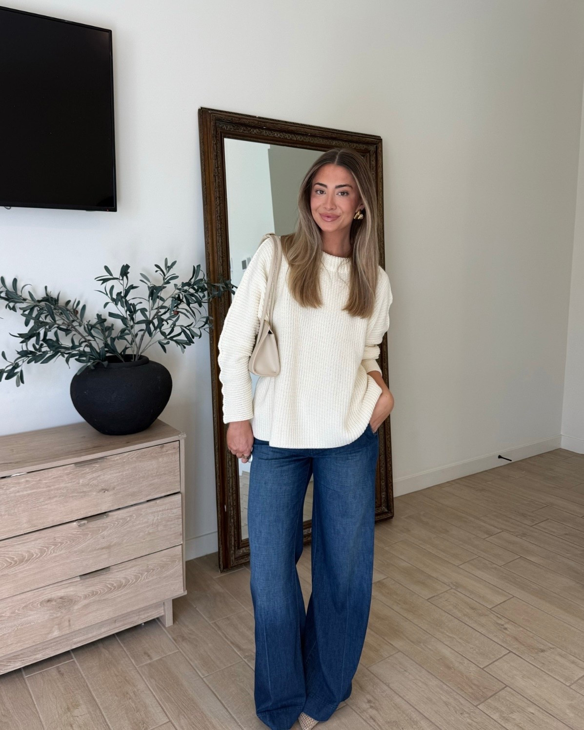 Wearing size medium in sweater (cream in color) and 4 in pants (1984 Italian dream color)!

#LTKgrwm #LTKootd