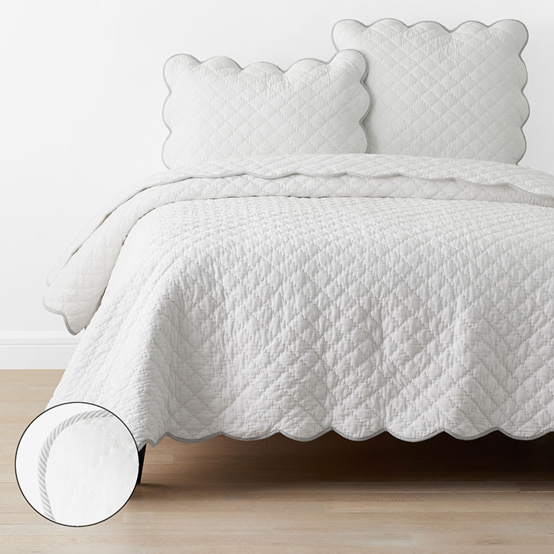 Scallop Quilt - White, Full/Queen | The Company Store