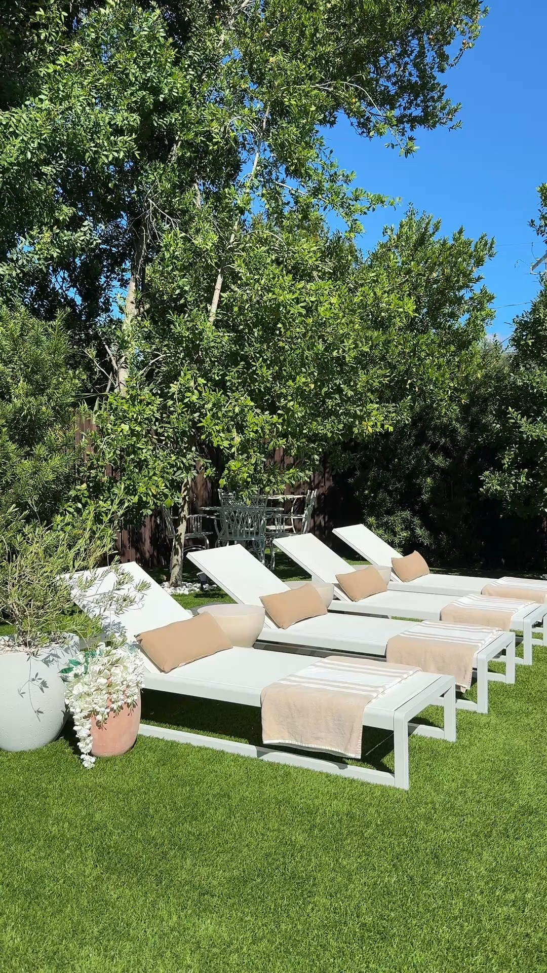 While waiting for weather to cool down here…. Here is a spot we can’t get enough of. 


Planter
Outdoor
Poolside
Landscape
Decor 
