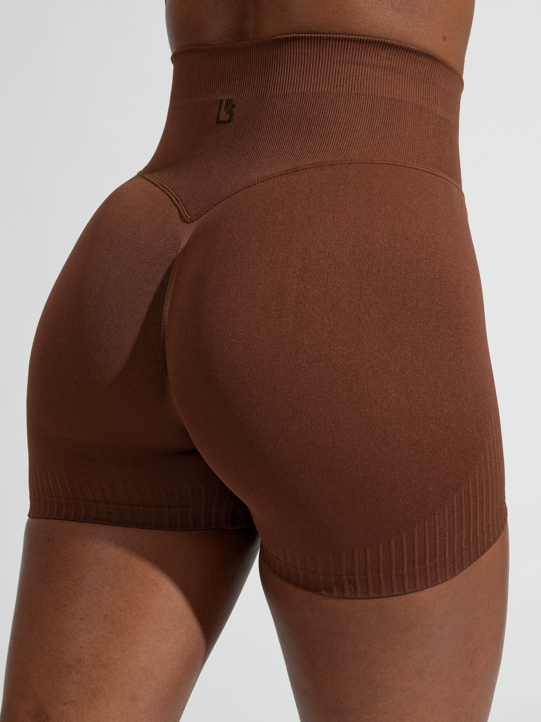 Ribbed Seamless Short - Mocha | Buffbunny
