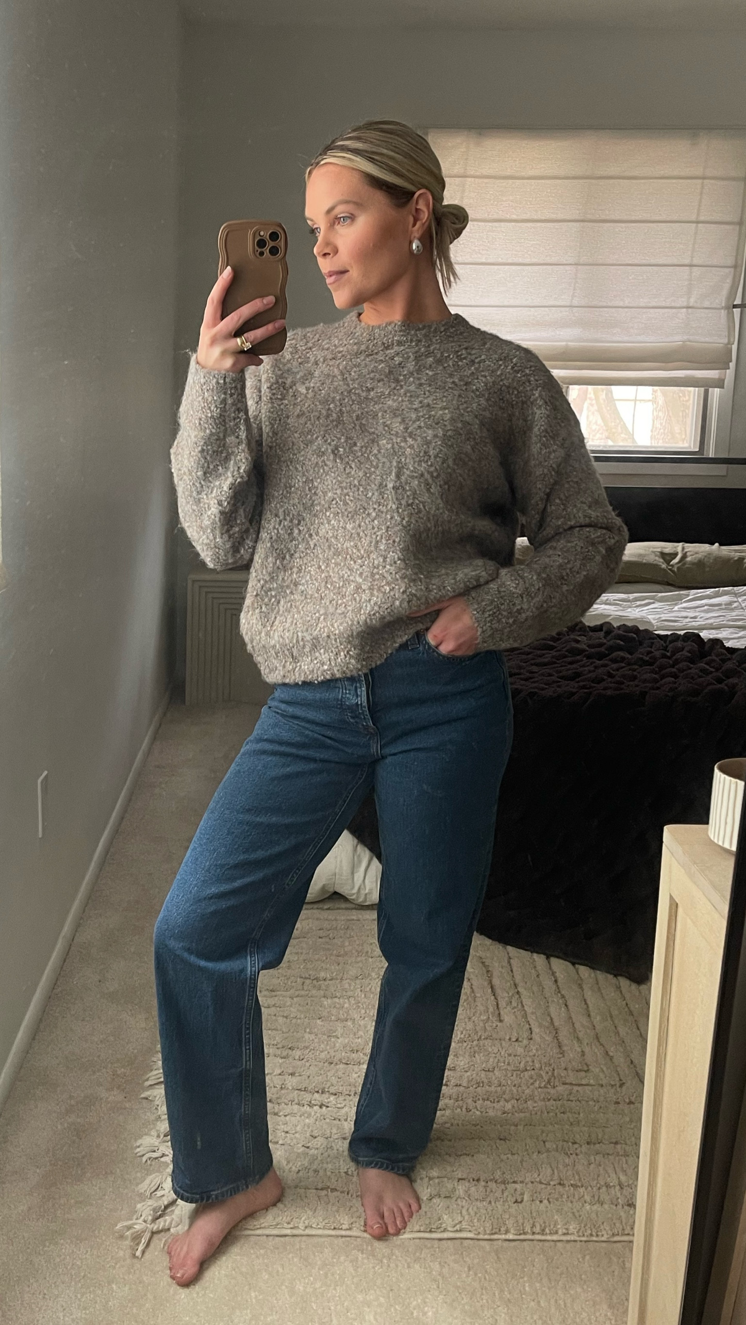 Weekend outfit of the day! 

#ootd #affordablesweaters #sweaterstyle

#LTKSeasonal #LTKFindsUnder50 #LTKStyleTip