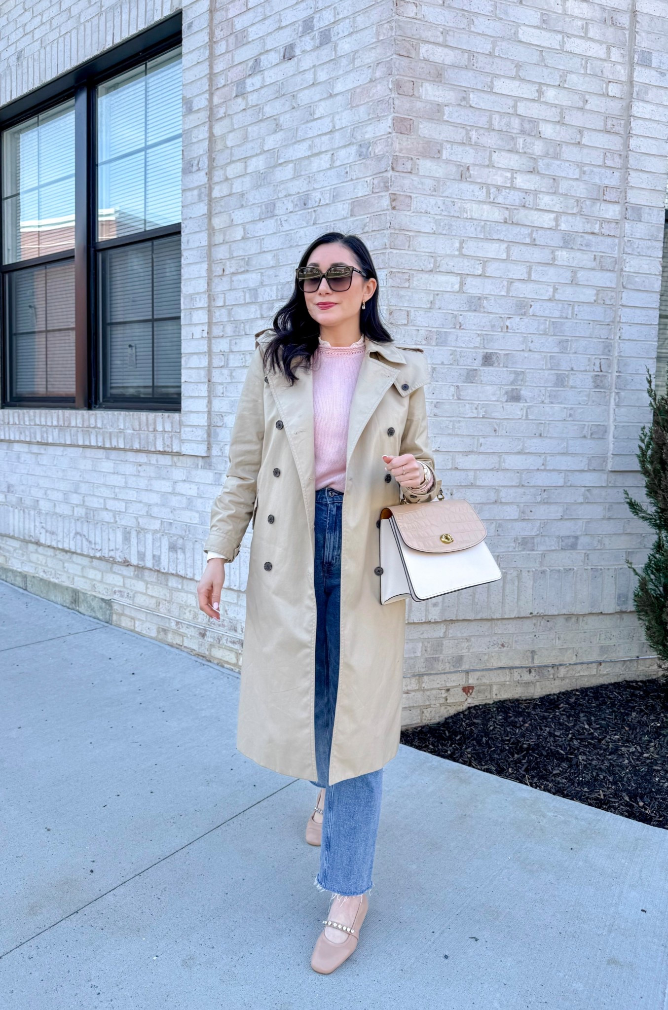 Casual spring outfit 🩷

Trench coat 
Pink sweater 
Light wash jeans 
Nude ballet flats 

Everyday outfit 
Spring outfits 2026


#LTKSeasonal #LTKSaleAlert #LTKootd