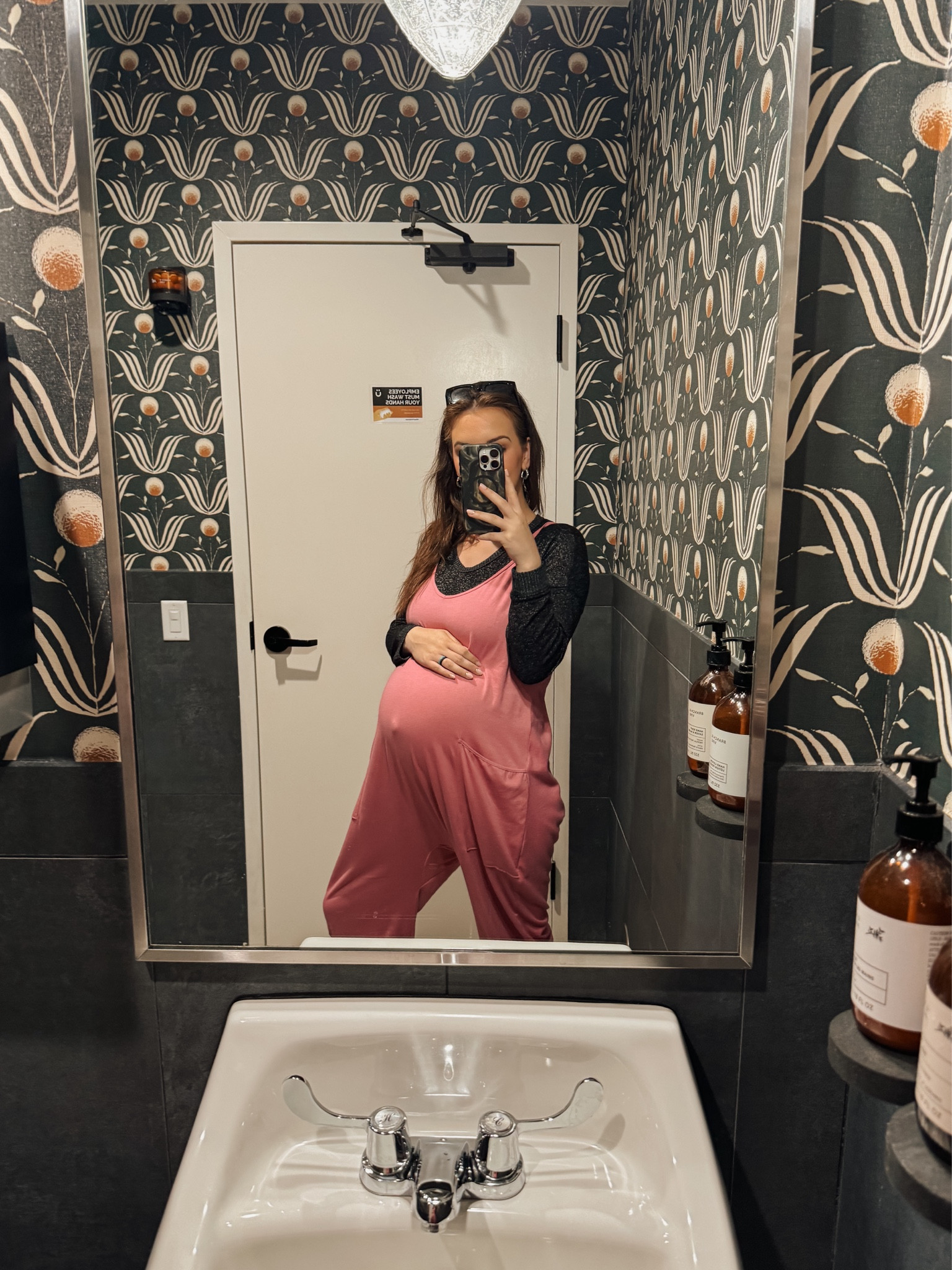 Wearing a Size Medium 🩷✨

#LTKCon #LTKBaby #LTKBump