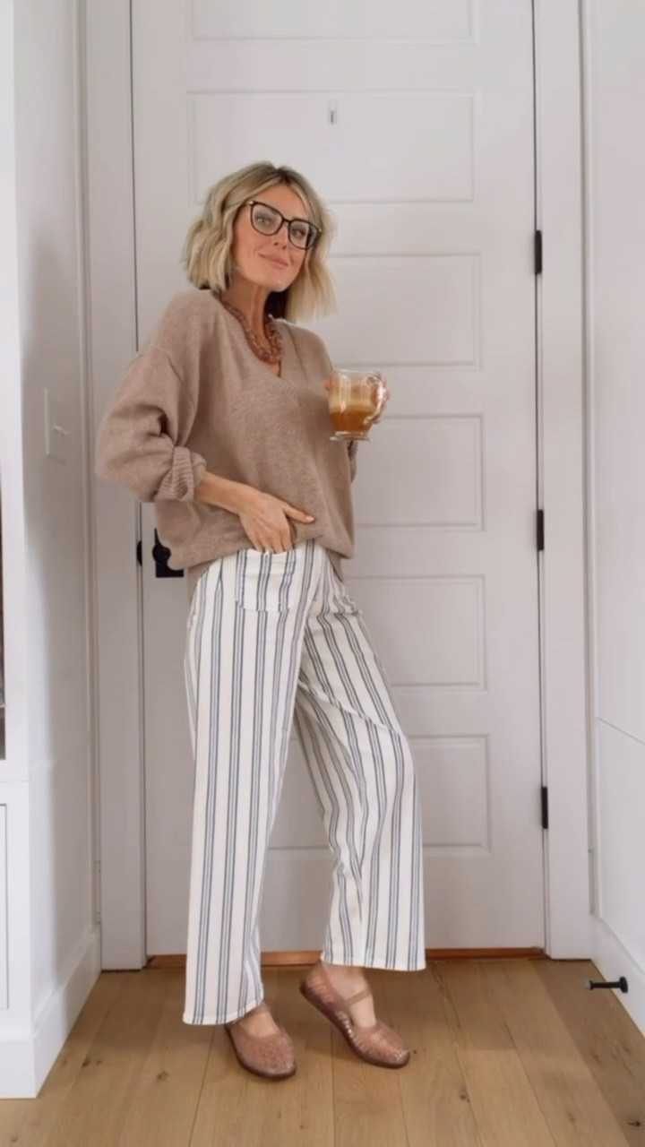 I love this elevated everyday look! This would also be great for teacher workwear! Wearing S/4.

Loverly Grey, Target find, Target fashion, Quinxex neutral sweater, cashmere sweater, striped pants, spring fashion, spring outfit ideas, teacher workwear 

#LTKootd #LTKSeasonal