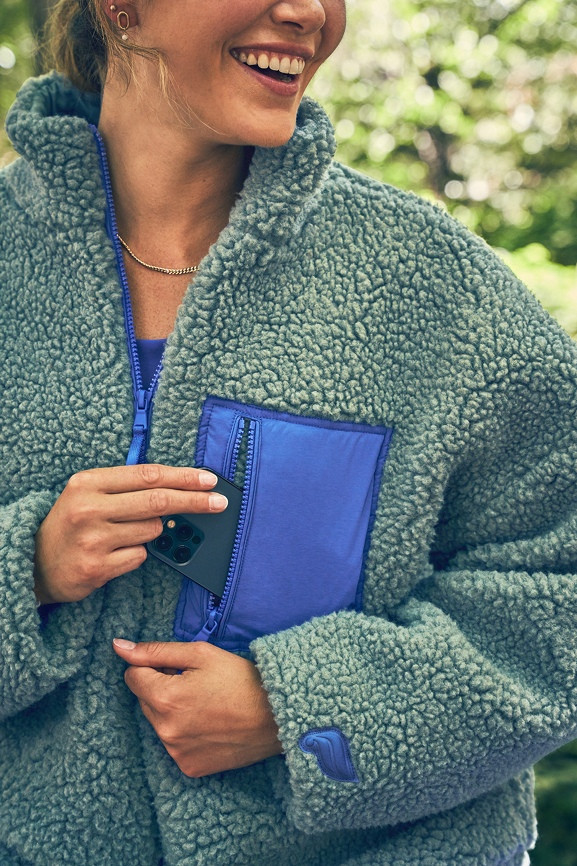 Rylan Teddy Jacket | Fabletics - North America