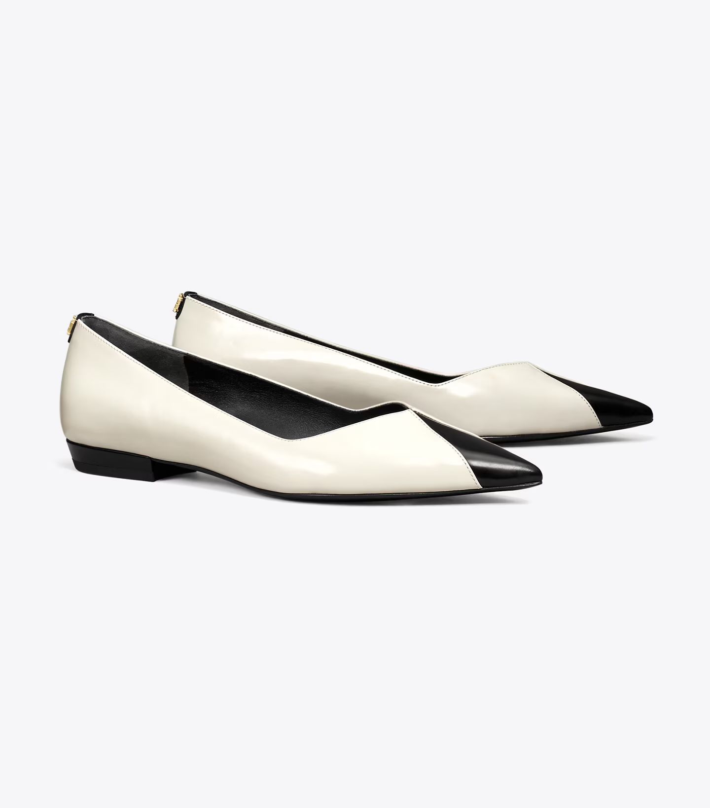 TRIANGLE POINTED FLAT | Tory Burch (US)