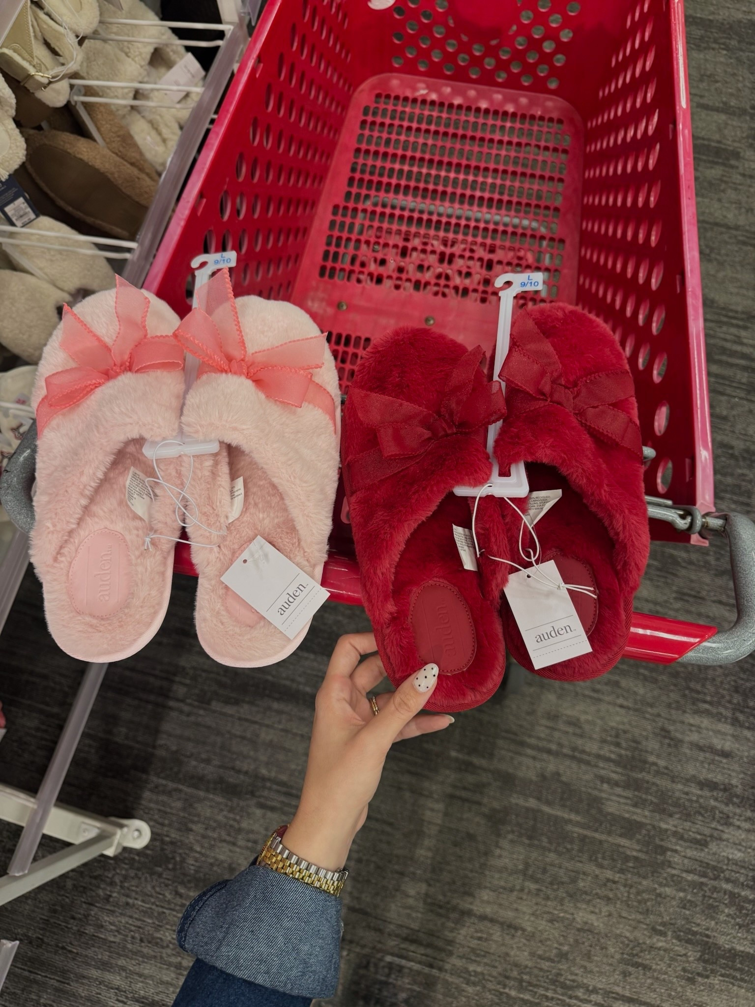 Valentine’s day slippers from Target for kids  

#LTKFindsUnder50 #LTKKids #LTKmomlife