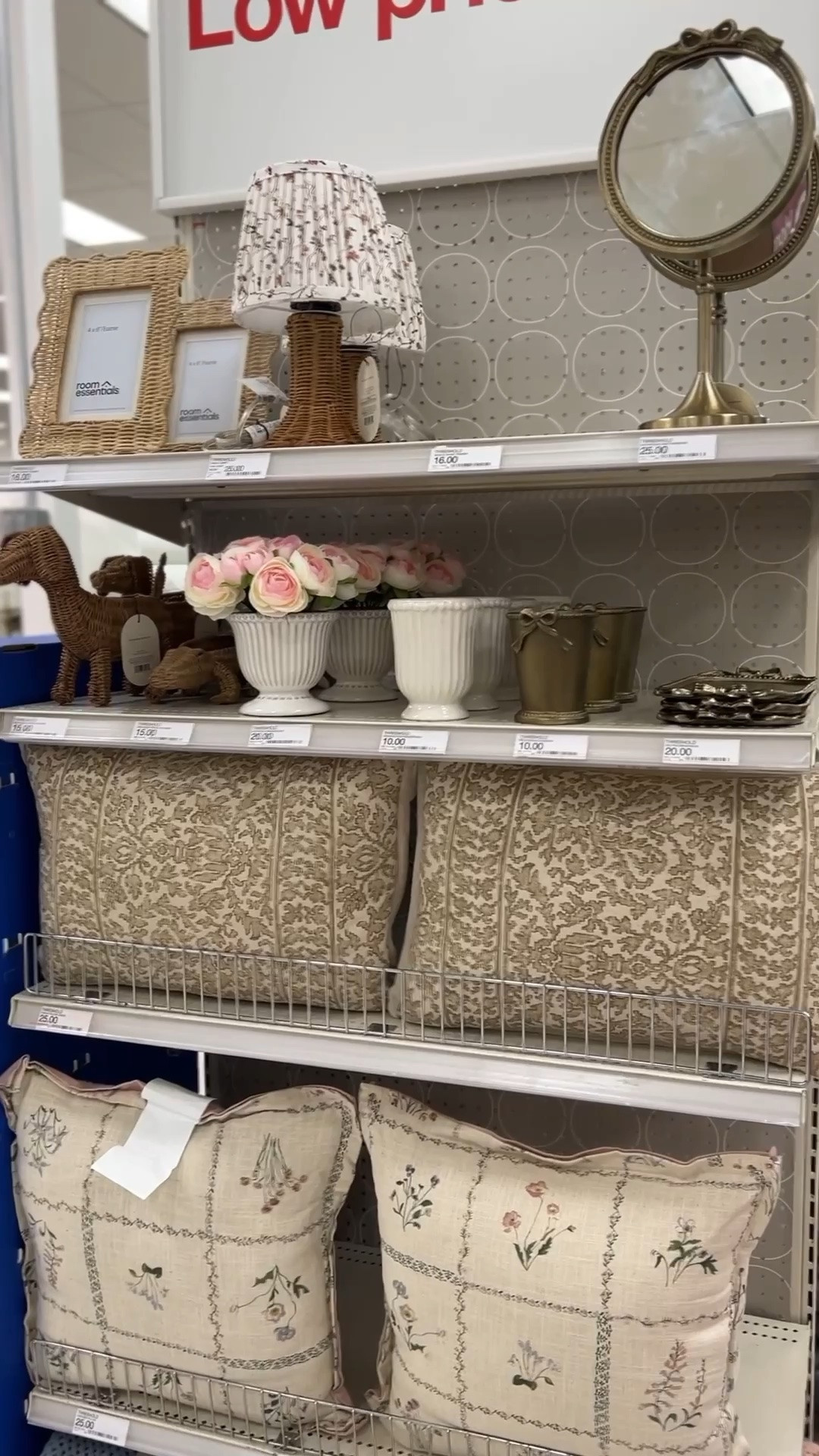 Coming soon! The prettiest home collection! Available in-stores and online 6/14

Target home, home finds, new arrivals, dorm room, girly room @Target

#LTKHome