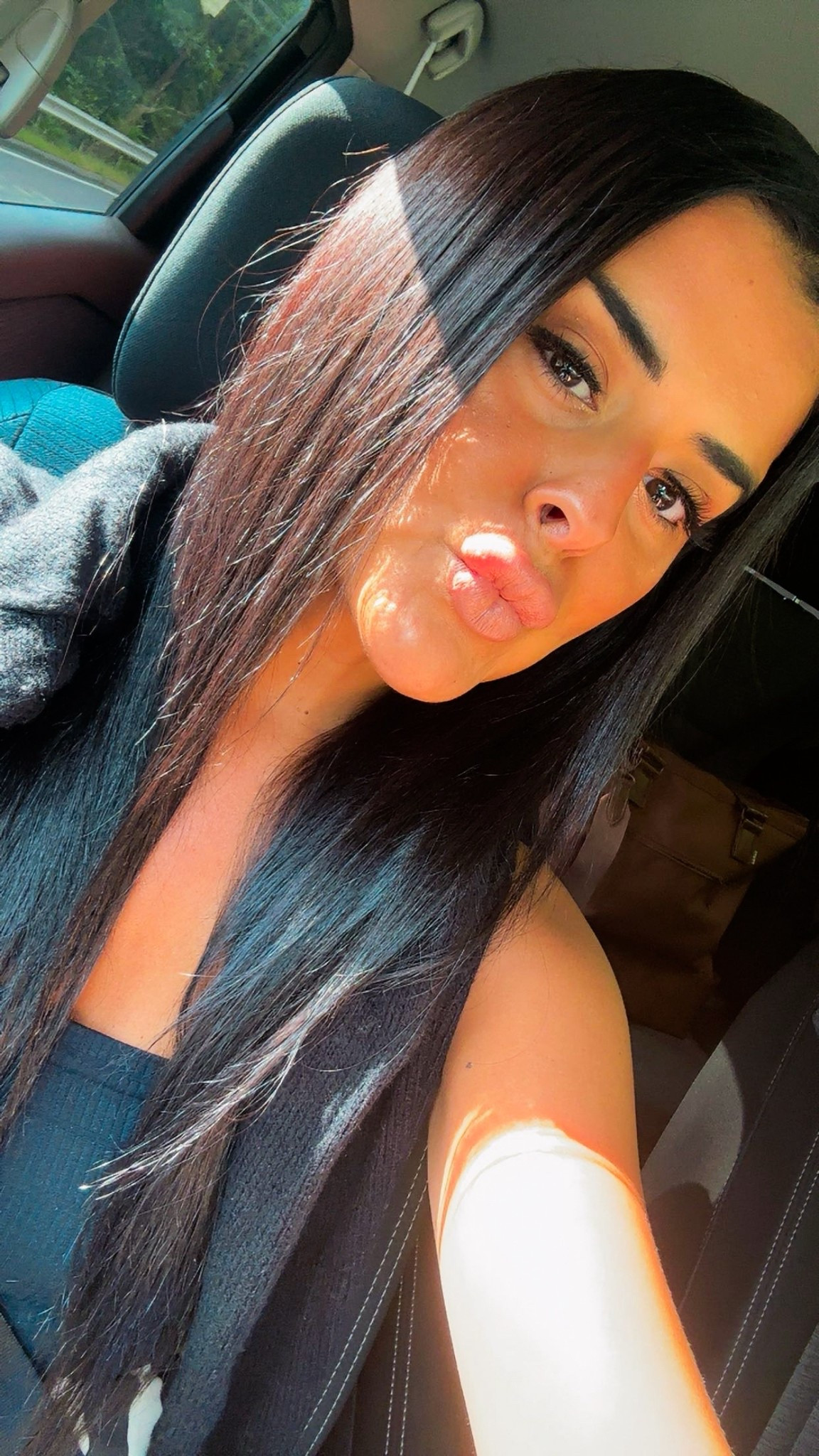 The best strip lashes you’ll ever use - body heat activated no glue needed !

Strip Lashes 
Falsies
Makeup
Dibs
Date Night Makeup

#LTKFindsUnder50 #LTKBeauty #LTKStyleTip