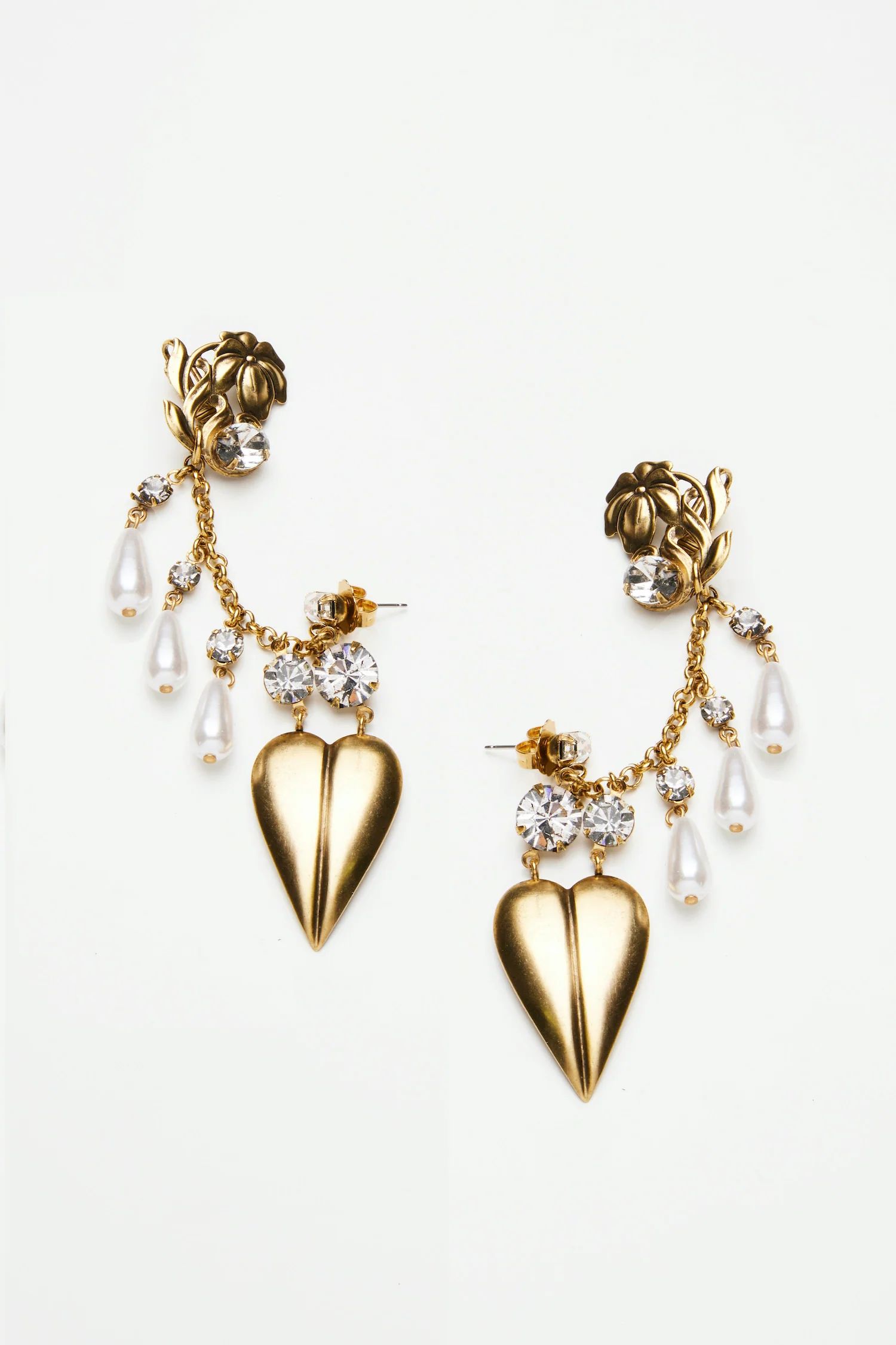 DYLAN LEX | Greer Earrings | 18k Gold Plated mixed with teardrop pearls | DYLANLEX