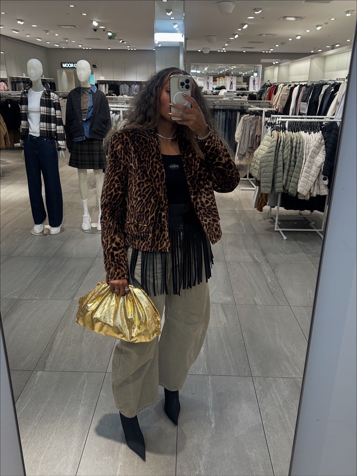 Leopard and Fringe

#LTKSeasonal #LTKHoliday #LTKTall