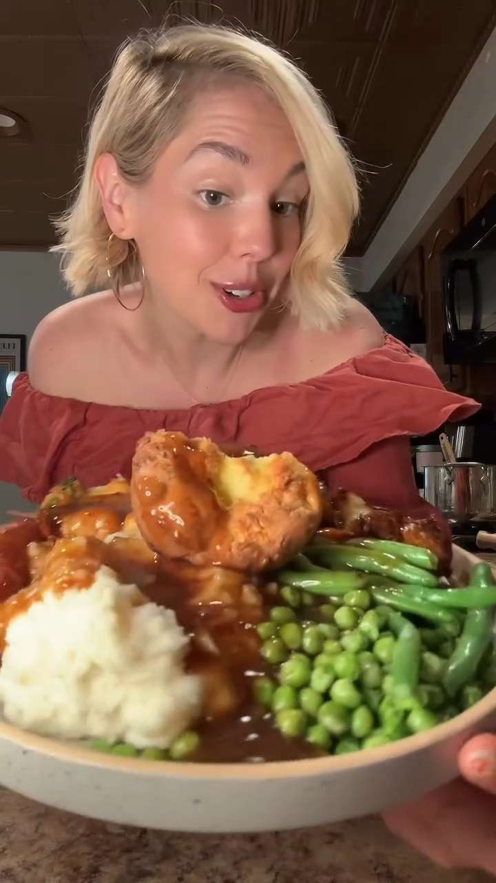 British Sunday Roast Week 51 🇬🇧 

 #LTKootd #LTKfoodie #LTKvlog