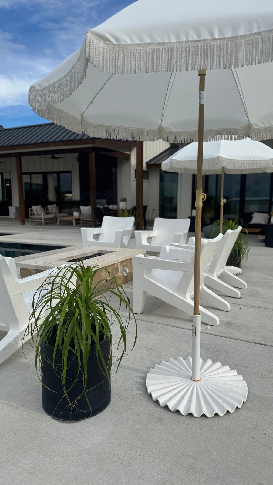 Our poolside setup is officially summer-ready with this $49 fringe patio umbrella…