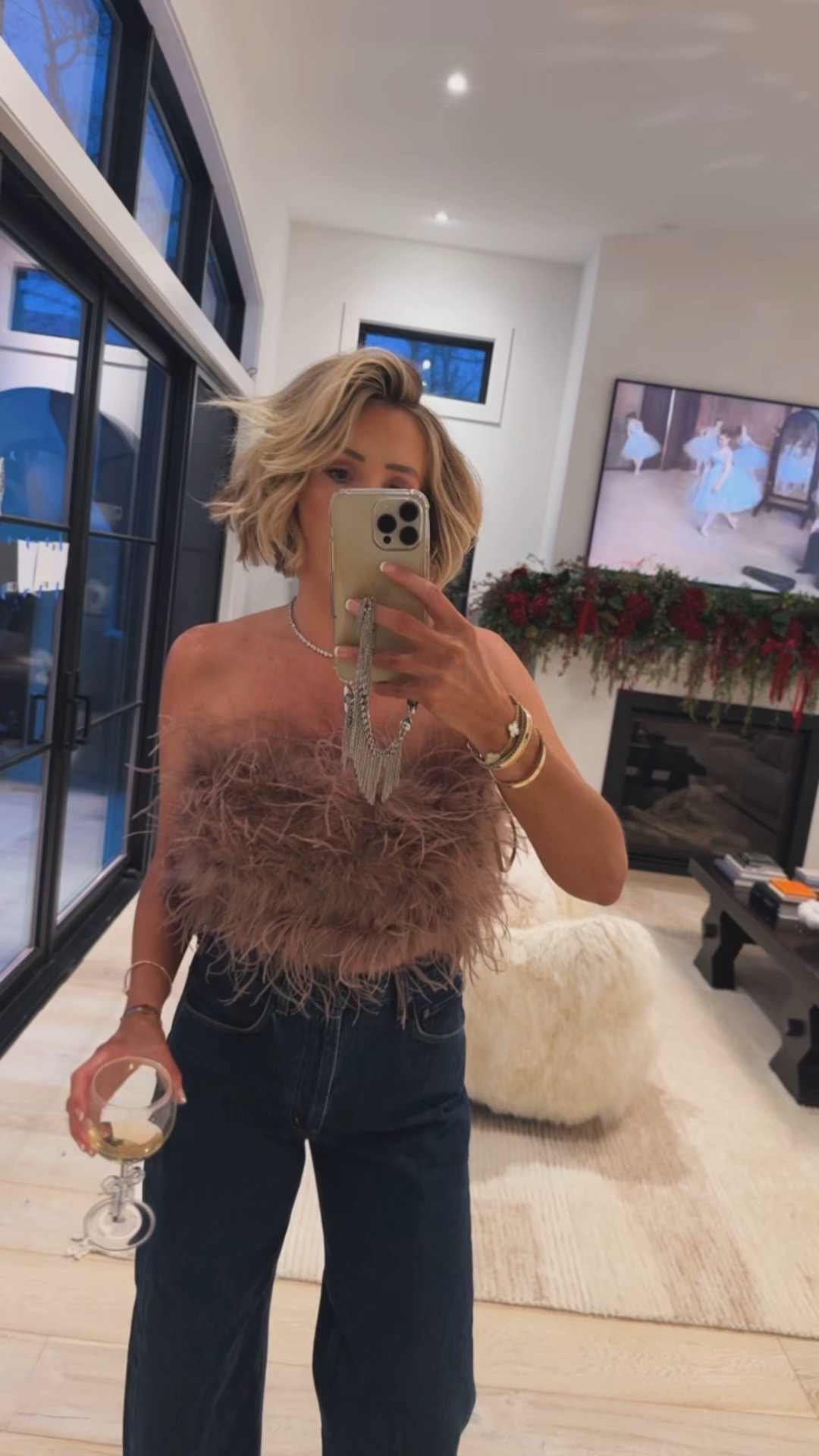 Top regularly priced at almost $300.00 🤯 now on sale for less than $90.00 🫶 wearing a medium for reference 