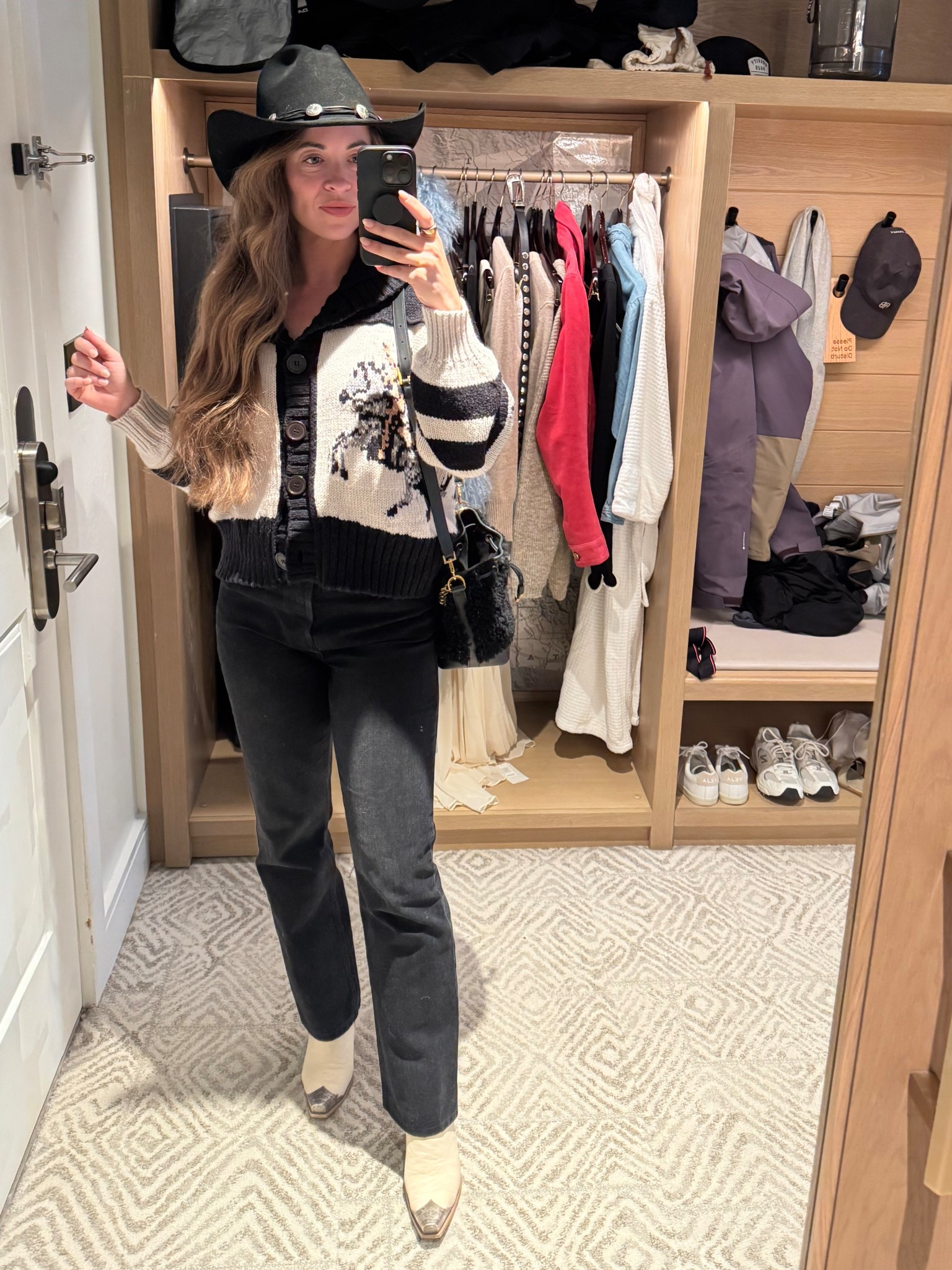 Horse cardigan #anthropologie #reformation #freepeople #aspen 

#LTKTravel