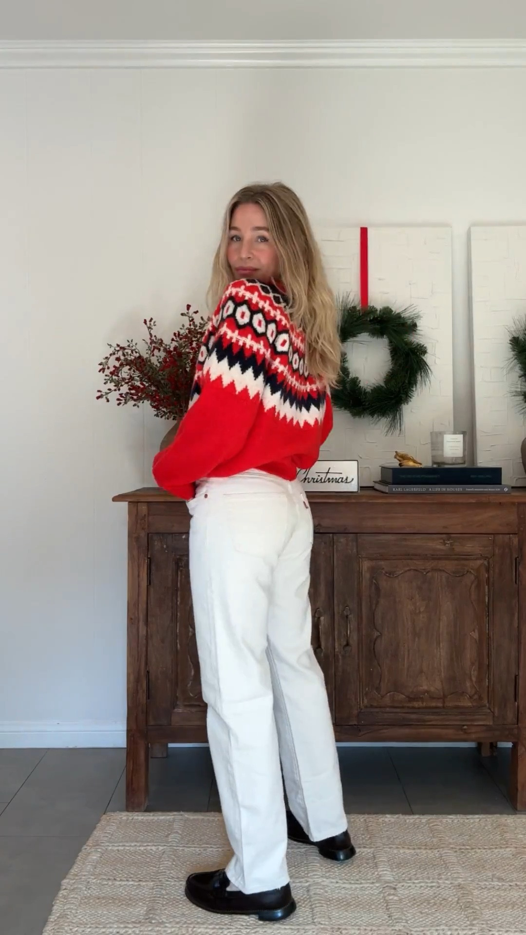 Day 3/25! The cutest red sweater for
Christmas ❤️ wearing the Levi’s 90s in a 27 

#LTKShoeCrush #LTKParties #LTKStyleTip