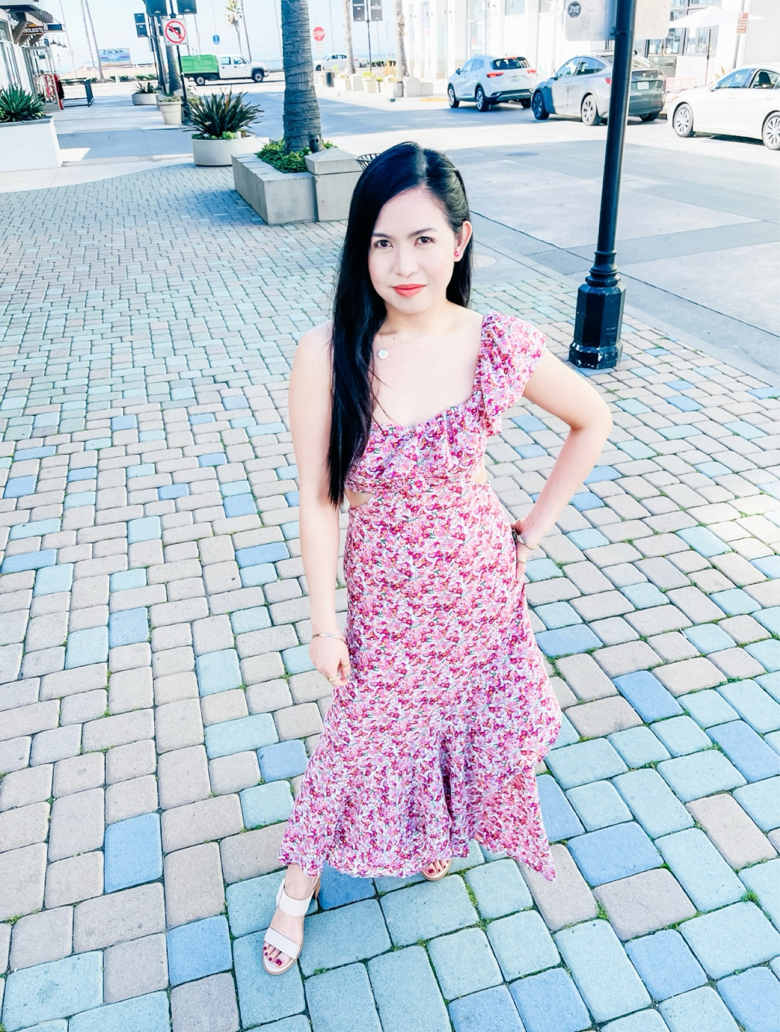 The is possibly the cutest wedding guest dress at the moment!🥰😍💕💕Super comfy love the ruffled hem, side slits and open back. It’s almost sold out, wearing a size S. I would say it’s true to size. Linked similar ones perfect for any Spring occasion!🌸💕😘😍





#ltkstyletip #ltkspringstyle #springdress #mididress #springoutfits #vici #pinkdress #femininestyle #springvibes #floraldress #ruffledress

#LTKwedding #LTKfindsunder100 #LTKSeasonal