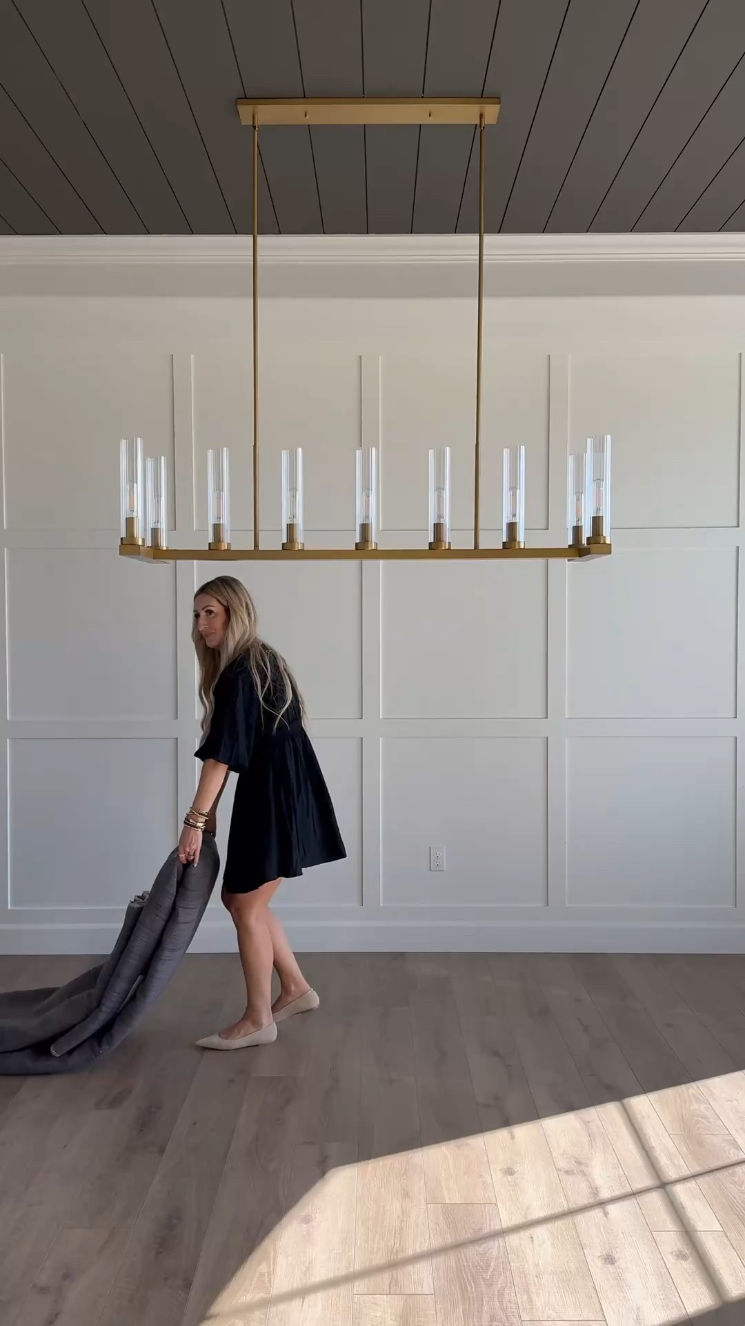 Give your dining room a refresh for the new year! It's time for @wayfair end of year clearance sale with up to 60% off and free & easy delivery over $35*

#wayfairpartner #wayfair #ad

#LTKSeasonal #LTKSaleAlert #LTKHome