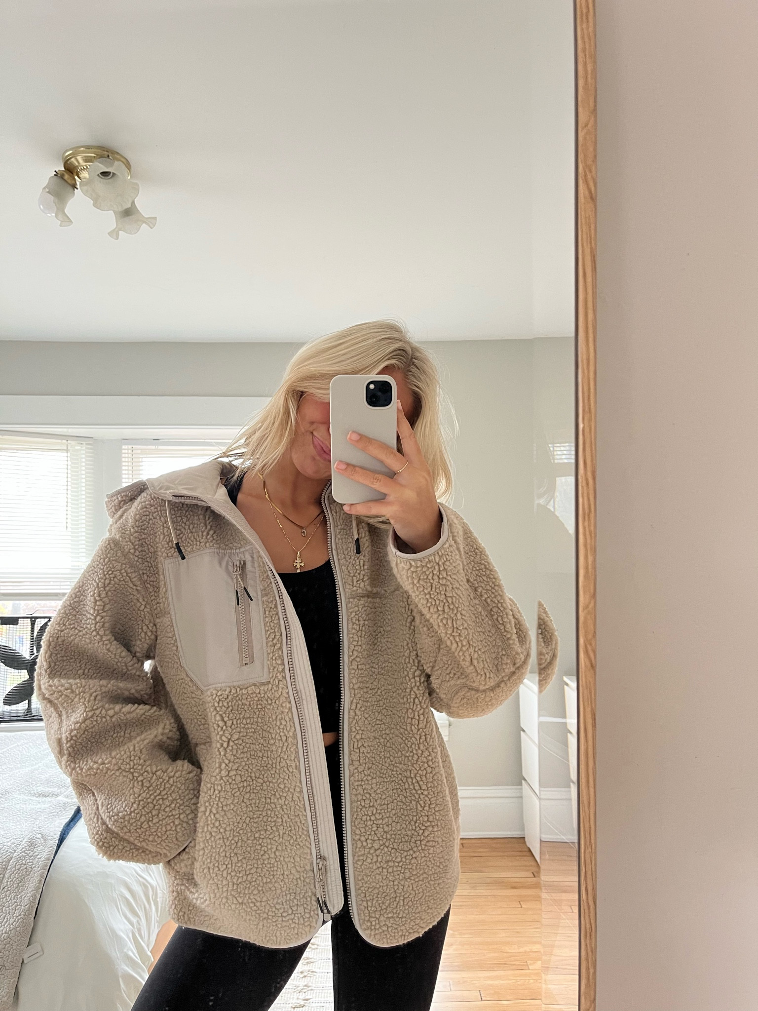 Teddy jacket

#LTKGiftGuide #LTKHolidaySale #LTKSeasonal