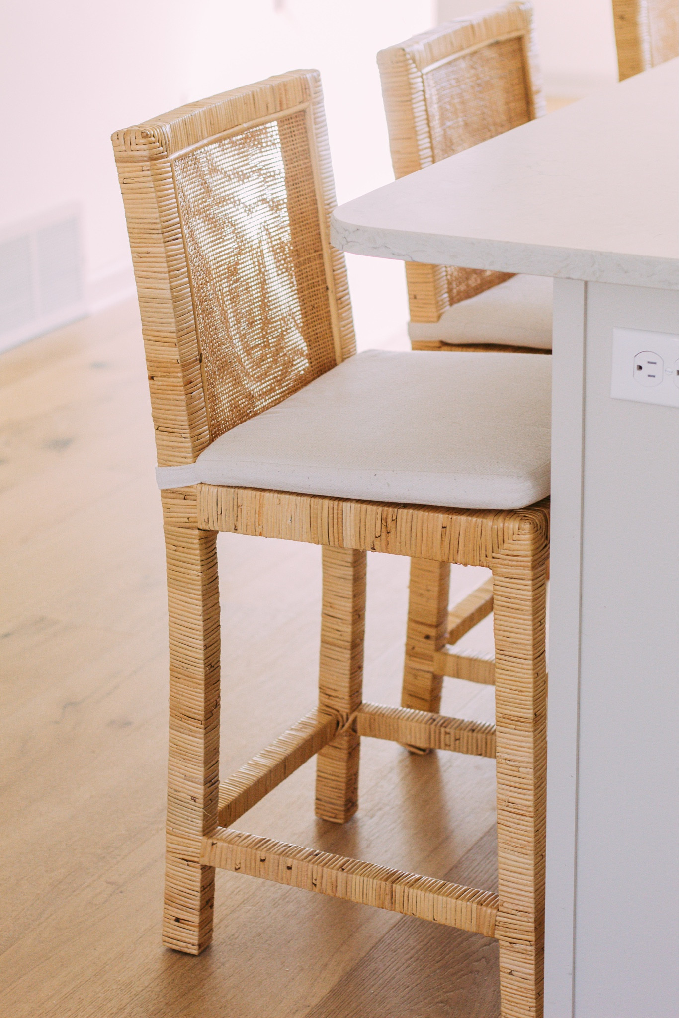These chairs have been everything in our kitchen 😍 love how they look. Easy around kids and very comfortable too!

Home decor / kitchen decor 

#LTKHome