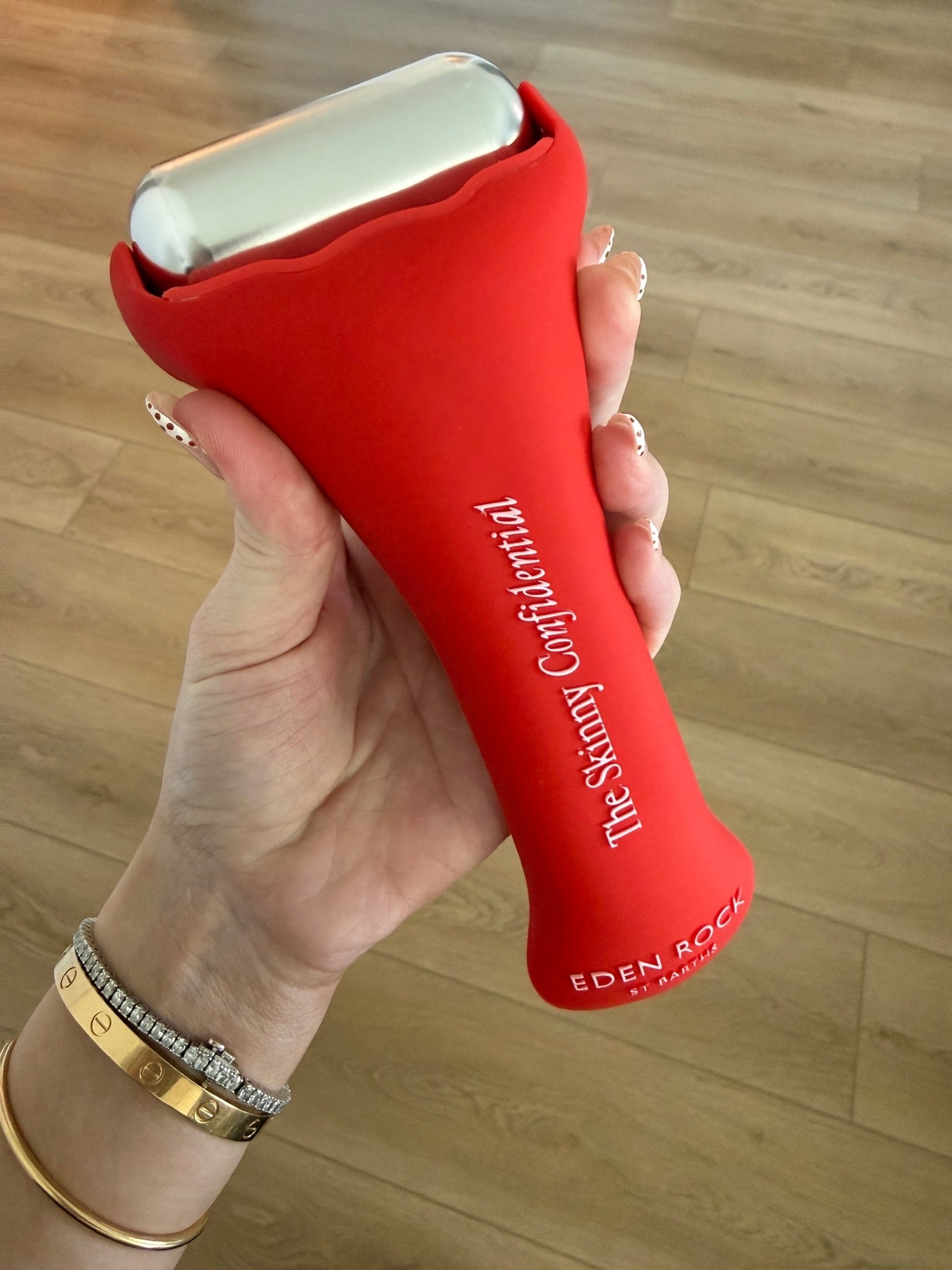Loving this ice roller! Perfect for reducing puffiness in the morning ❤️ #iceroller #skinnyconfidential

#LTKselfcare #LTKBeauty #LTKmorningroutine