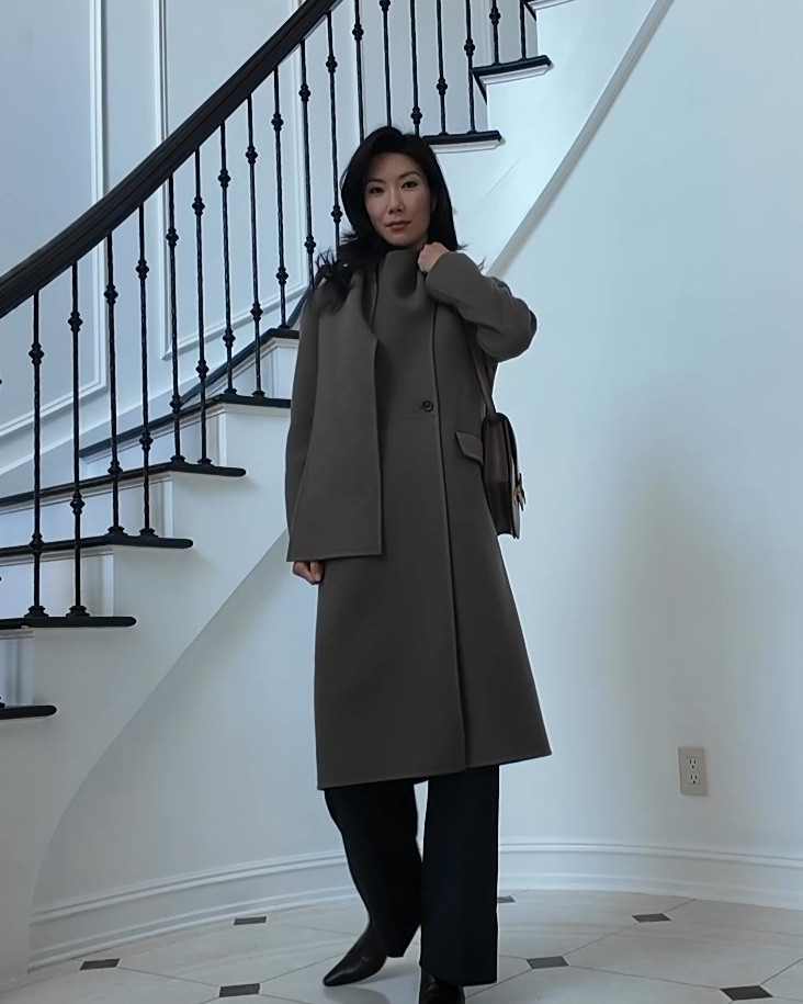 Chic winter coat with Black Friday deals !

#LTKworkwear #LTKkorea #LTKwinter