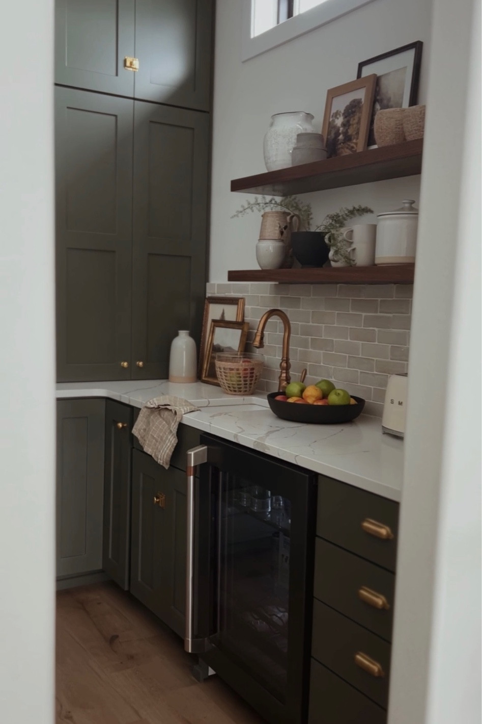 Pantry, kitchen, open shelves, interior decor, cabinet pulls

#LTKstyletip #LTKhome