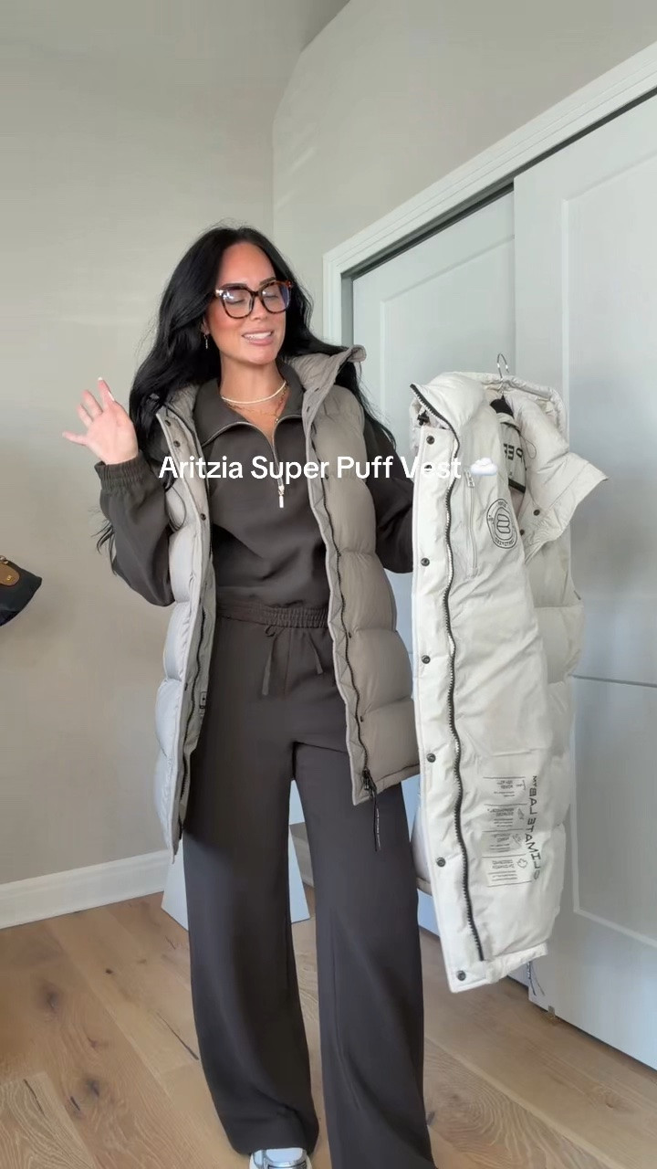 Aritzia Super Puff Vests are officially back 😍☁️ One of my absolute FAVORITE cold-weather staples! They have so many cute colors and styles, but these are definitely my top picks. You seriously can’t go wrong with either color!

I’d be adding one to your Christmas list 🎄 or snagging it now before the popular colors start selling out! I’ll have all my outfit details linked on my LTK 🤎

My sizing: 5’7”, 145 lbs, 32DD
Wearing a size small in everything!



@Aritzia Aritzia Super Puff Vest, fall outfit, winter outfit, puffer vest, Aritzia fall, cold weather outfit, neutral outfit, layering essentials, fall fashion