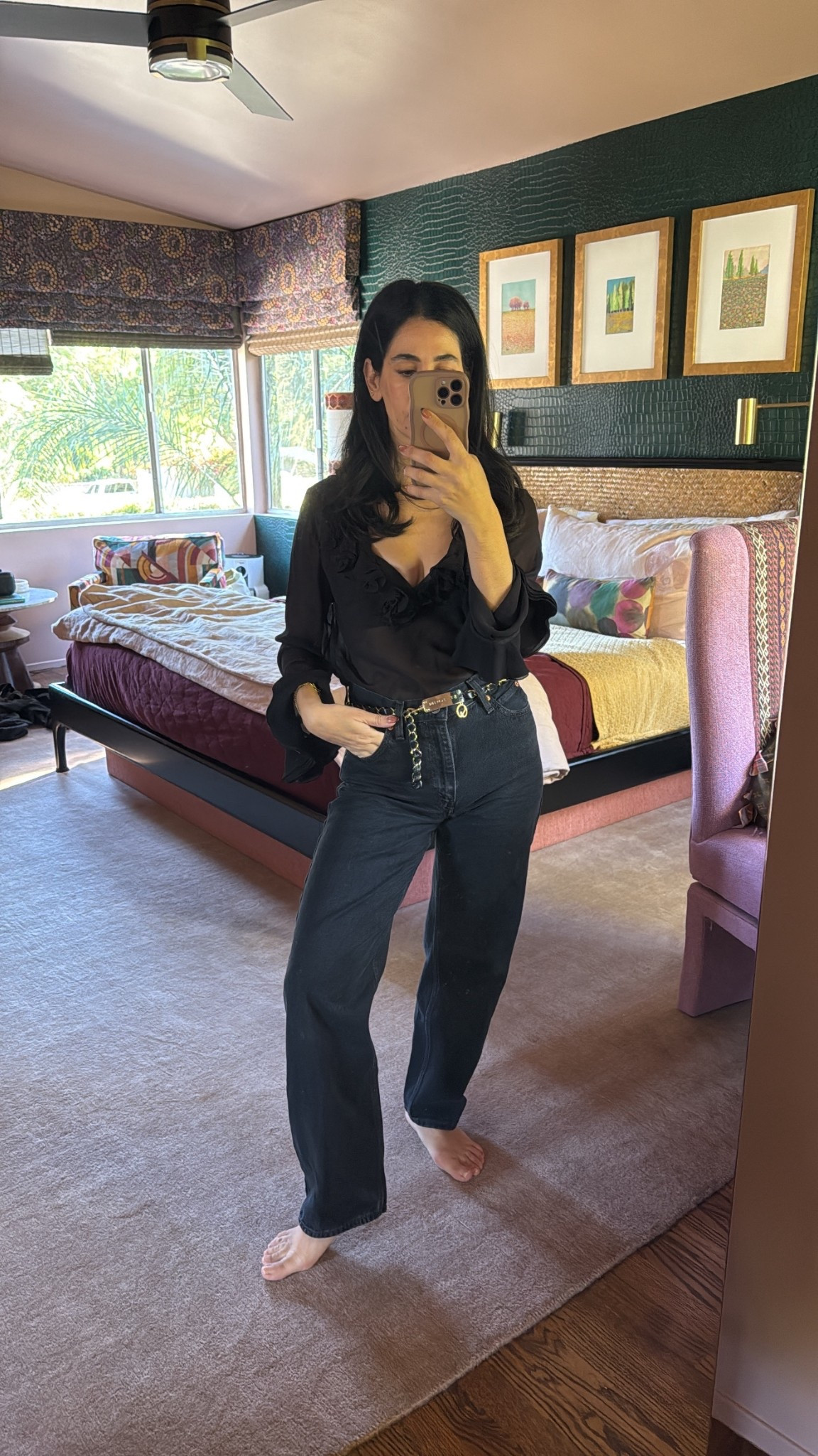 Best 90s relaxed fit Levi’s! These are the baggy dad jeans. I’m wearing 25x 30

#LTKPetite #LTKOver40